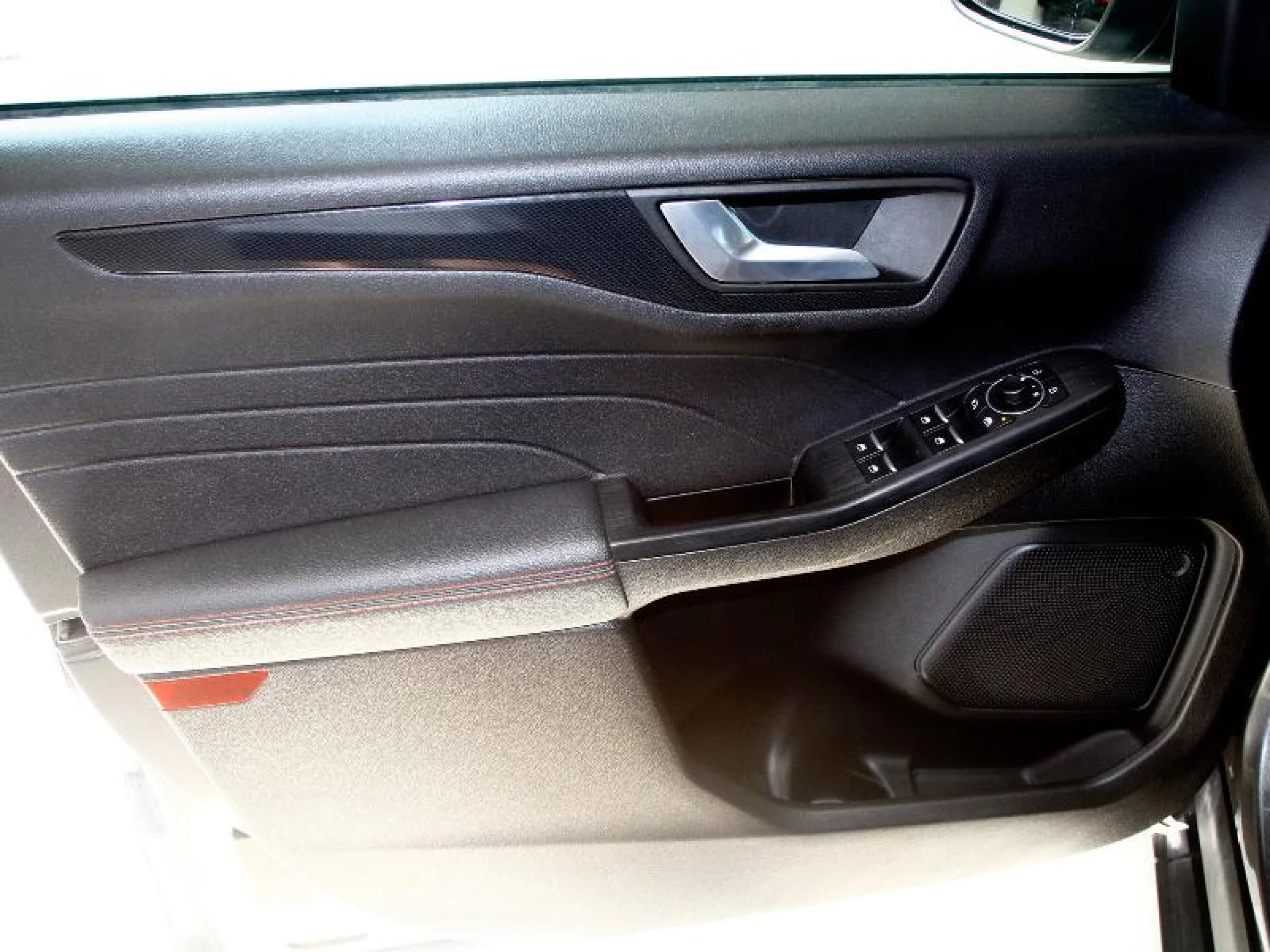 FORD KUGA ST LINE 1.5T ECOBOOST 110KW (150CV) - Foto 14