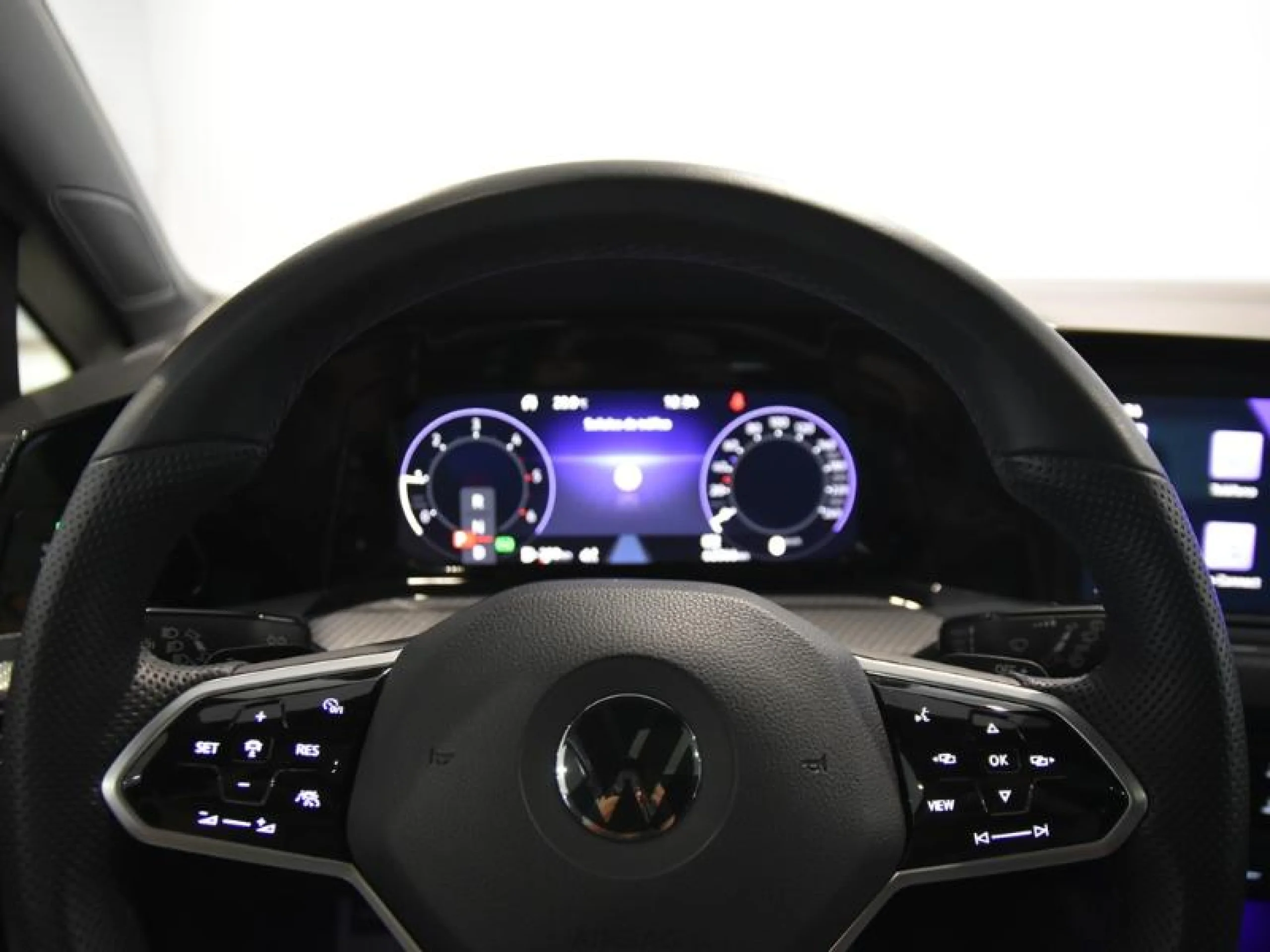 VOLKSWAGEN GOLF R LINE 2.0 TDI 110KW (150CV) DSG - Foto 15