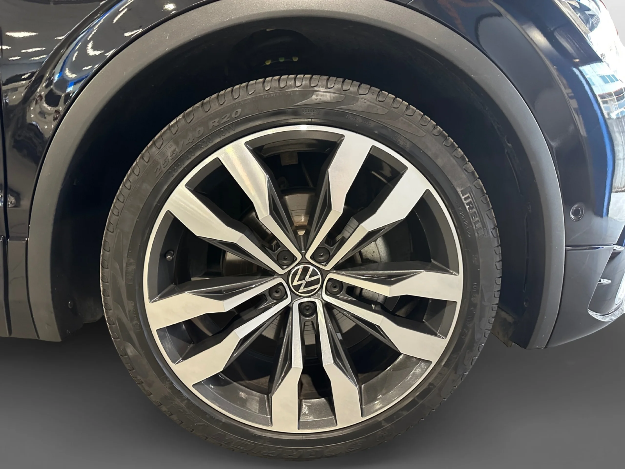 VOLKSWAGEN TIGUAN R LINE 1.5 TSI 110KW (150CV) DSG - Foto 8