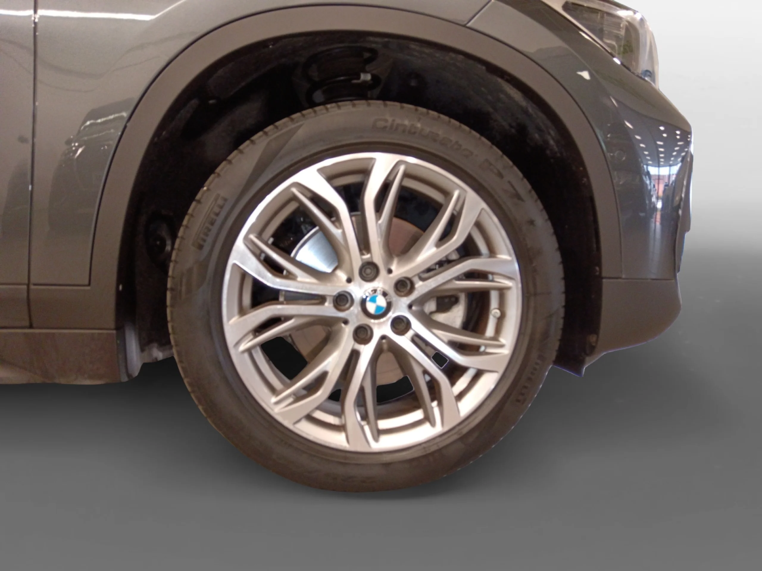 BMW X1 SDRIVE18I - Foto 8