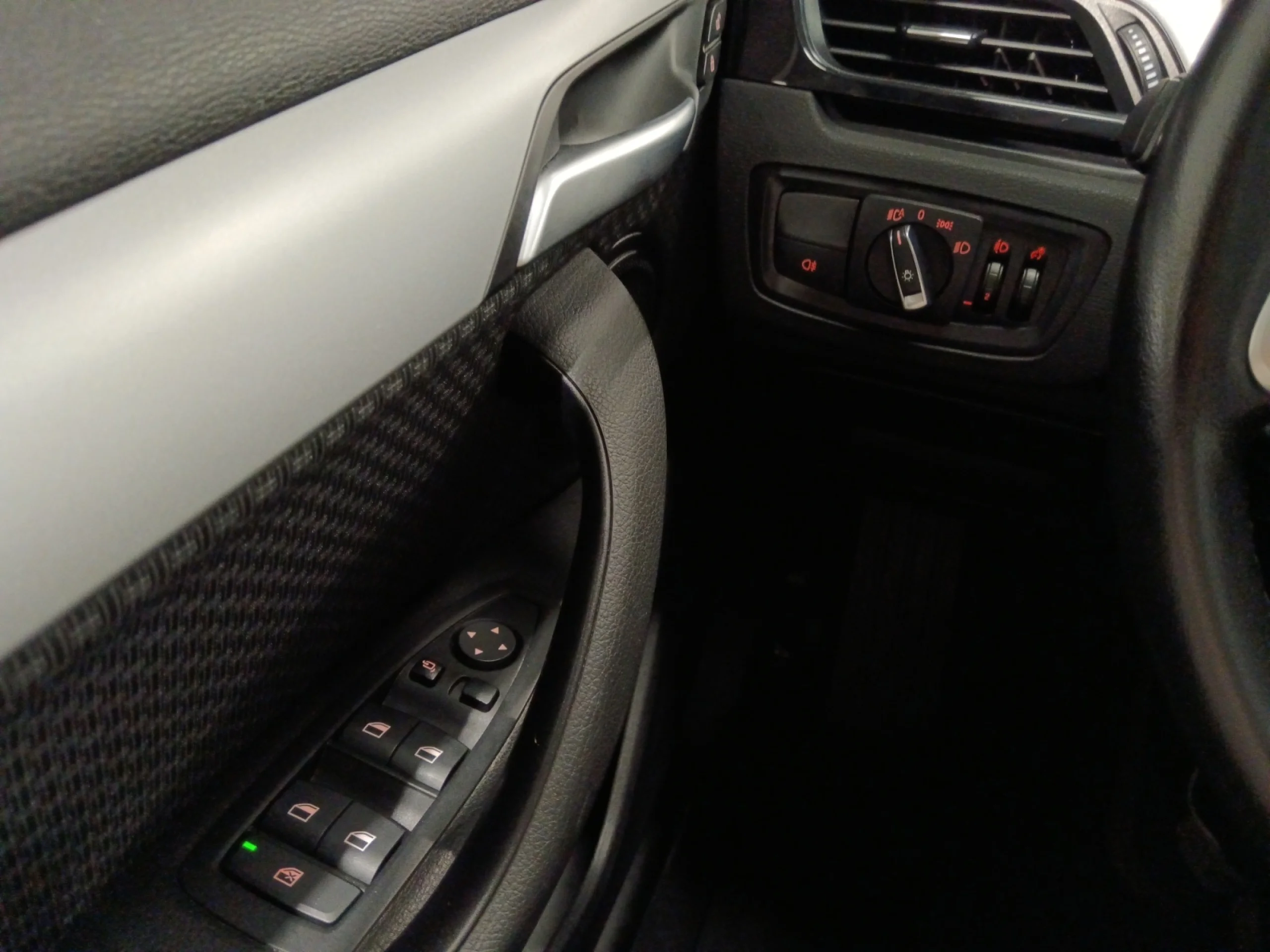 BMW X1 SDRIVE18I - Foto 17