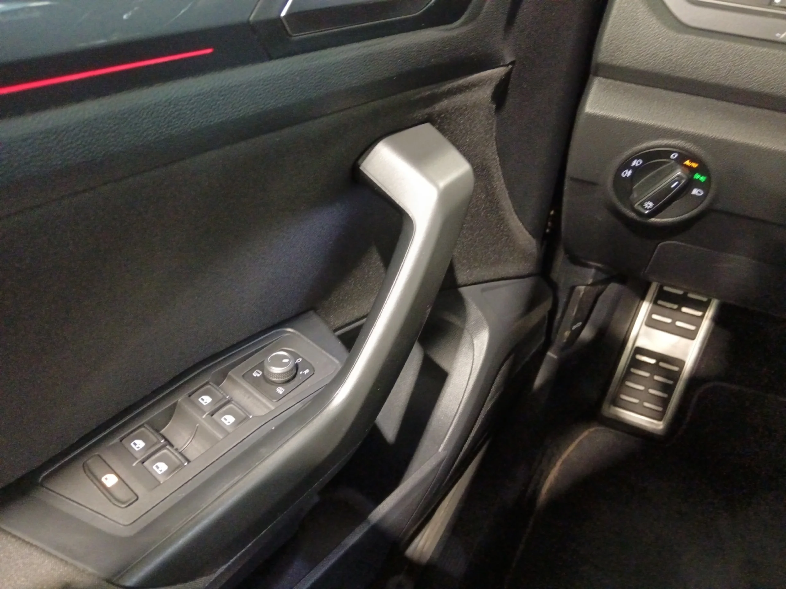 VOLKSWAGEN T ROC SPORT 1.5 TSI 110KW (150CV) DSG - Foto 13