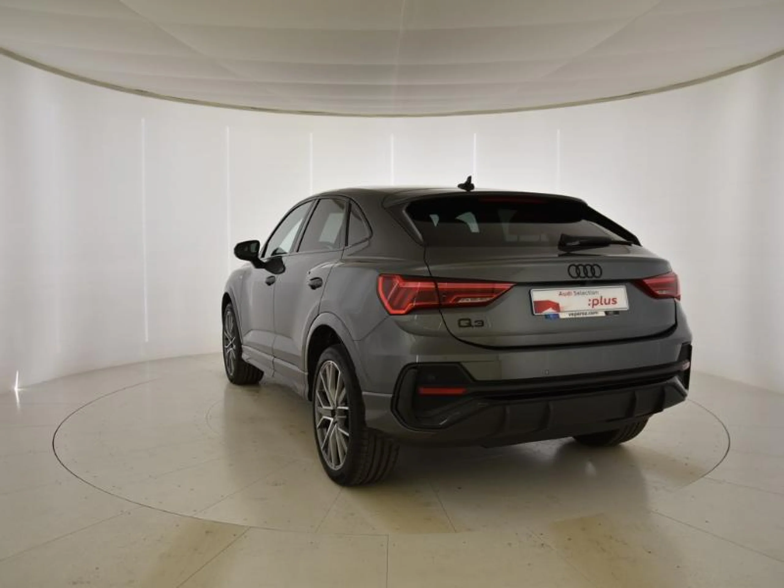 AUDI Q3 SPORTBACK BLACK LINE 35 TDI 110KW (150CV) S TRONIC - Foto 2