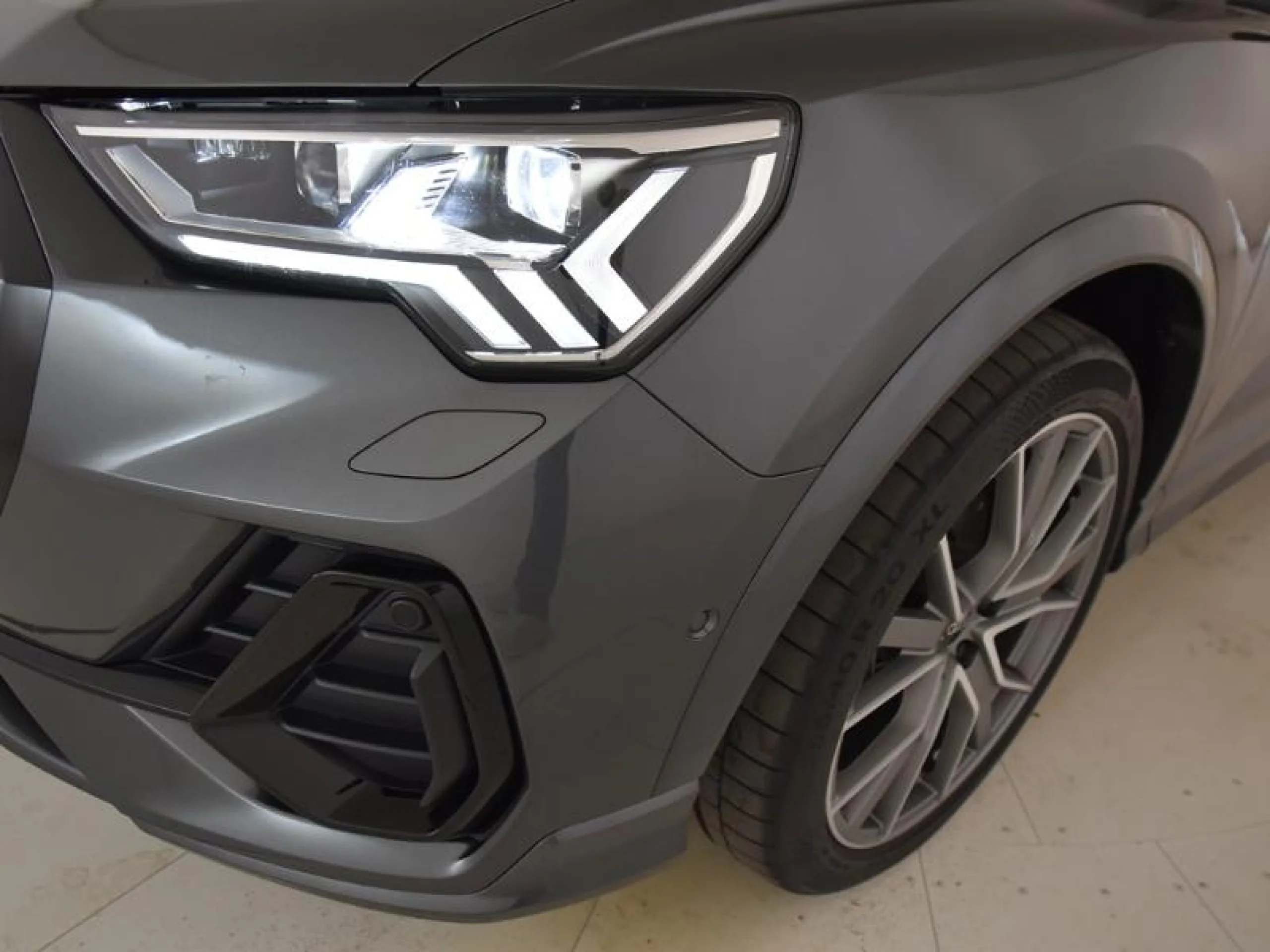 AUDI Q3 SPORTBACK BLACK LINE 35 TDI 110KW (150CV) S TRONIC - Foto 24