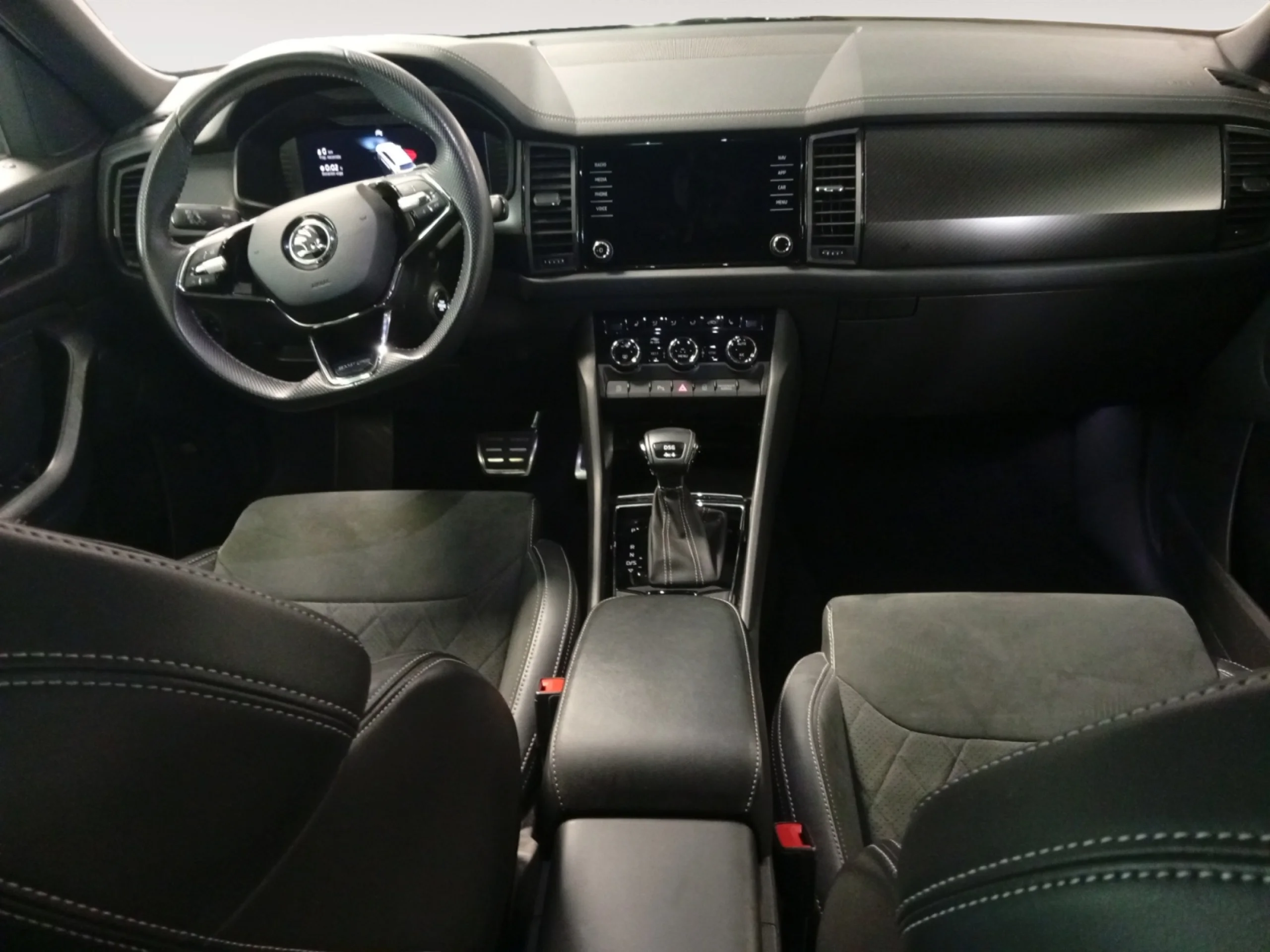 SKODA KODIAQ 2.0 TDI 110KW (150CV) DSG 4X4 SPORTLINE - Foto 4