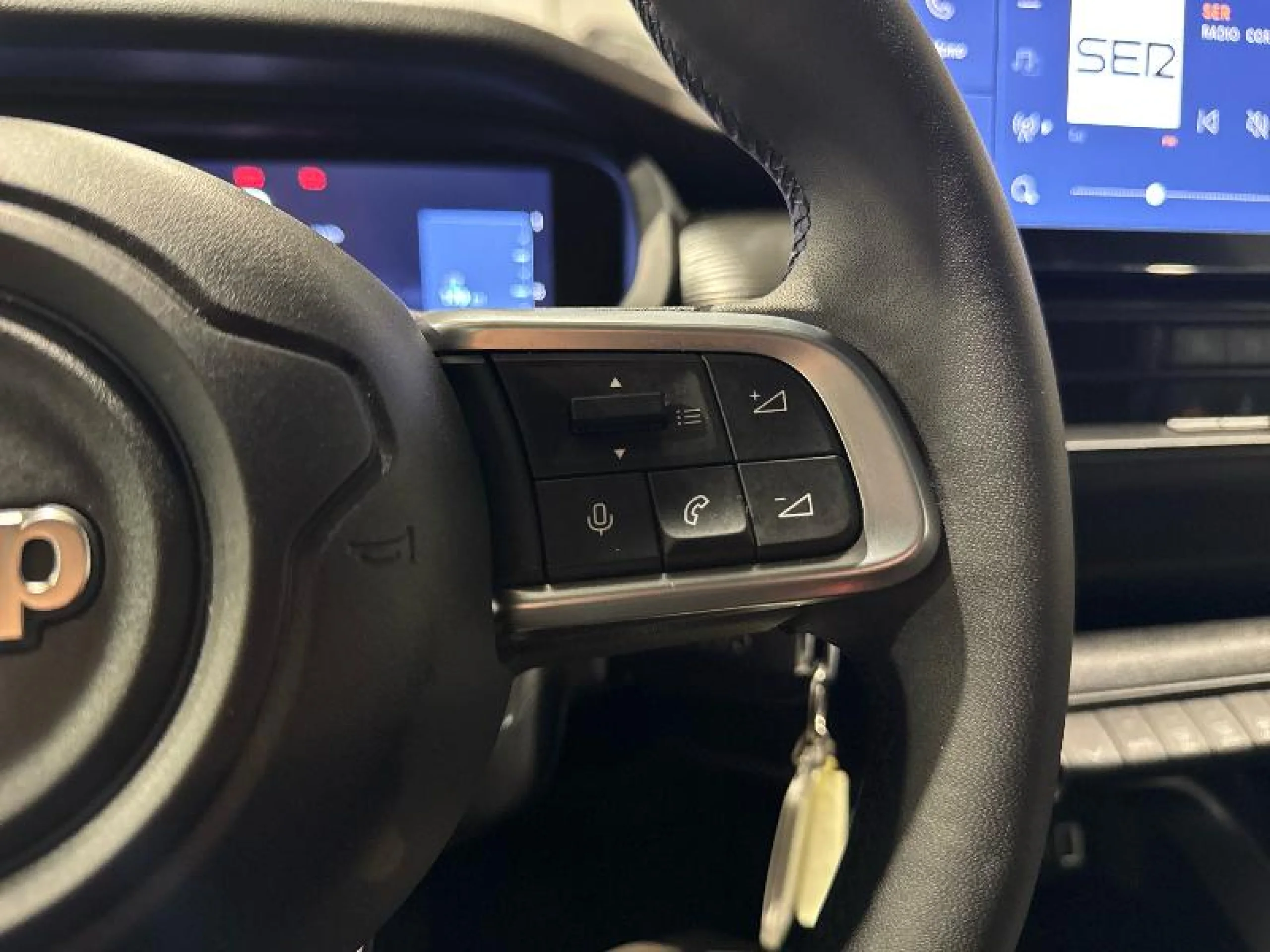 JEEP AVENGER 1.2 G 74KW (100CV) ALTITUDE - Foto 15