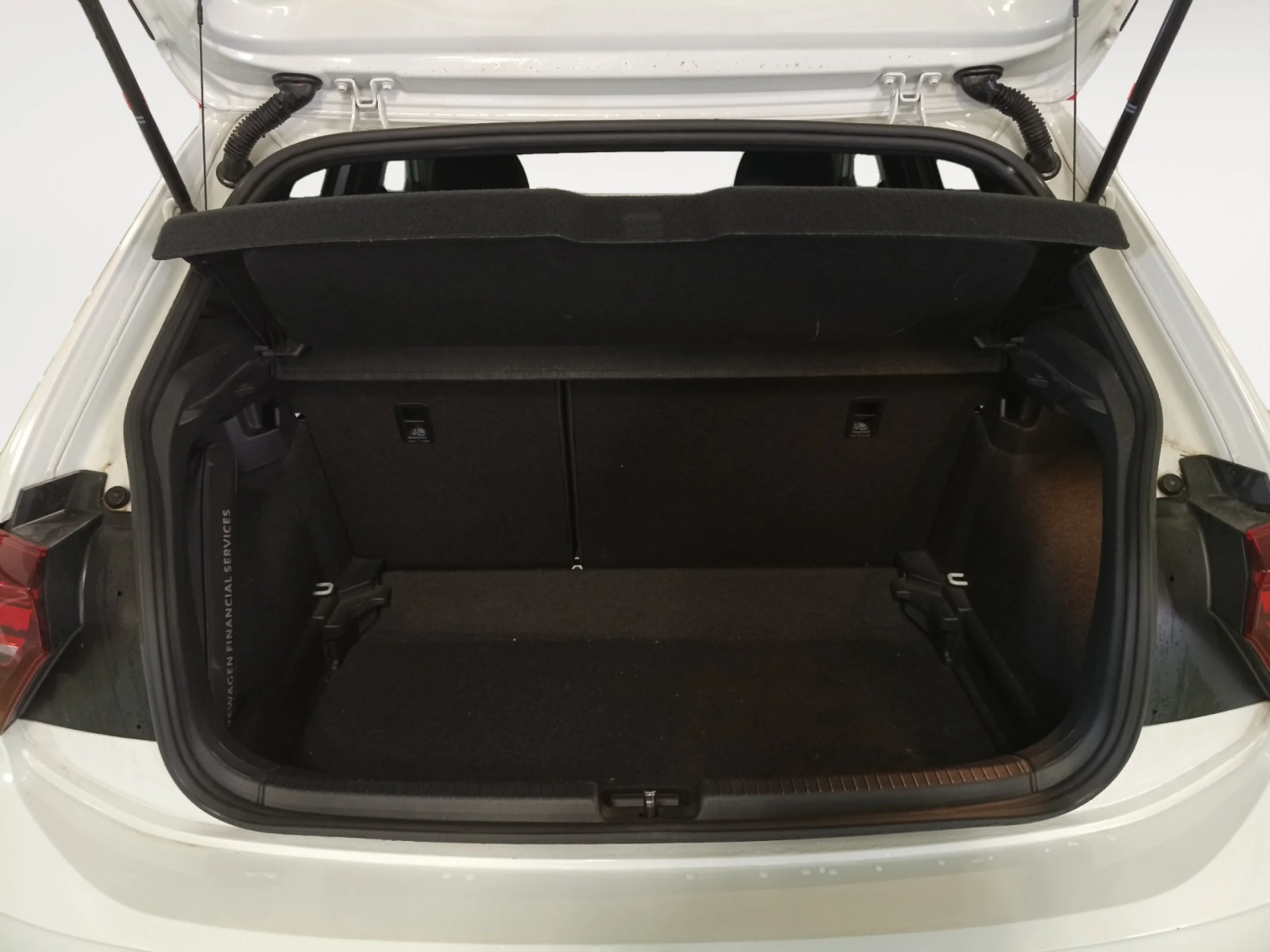 VOLKSWAGEN POLO R LINE 1.0 TSI 70KW (95CV) - Foto 7