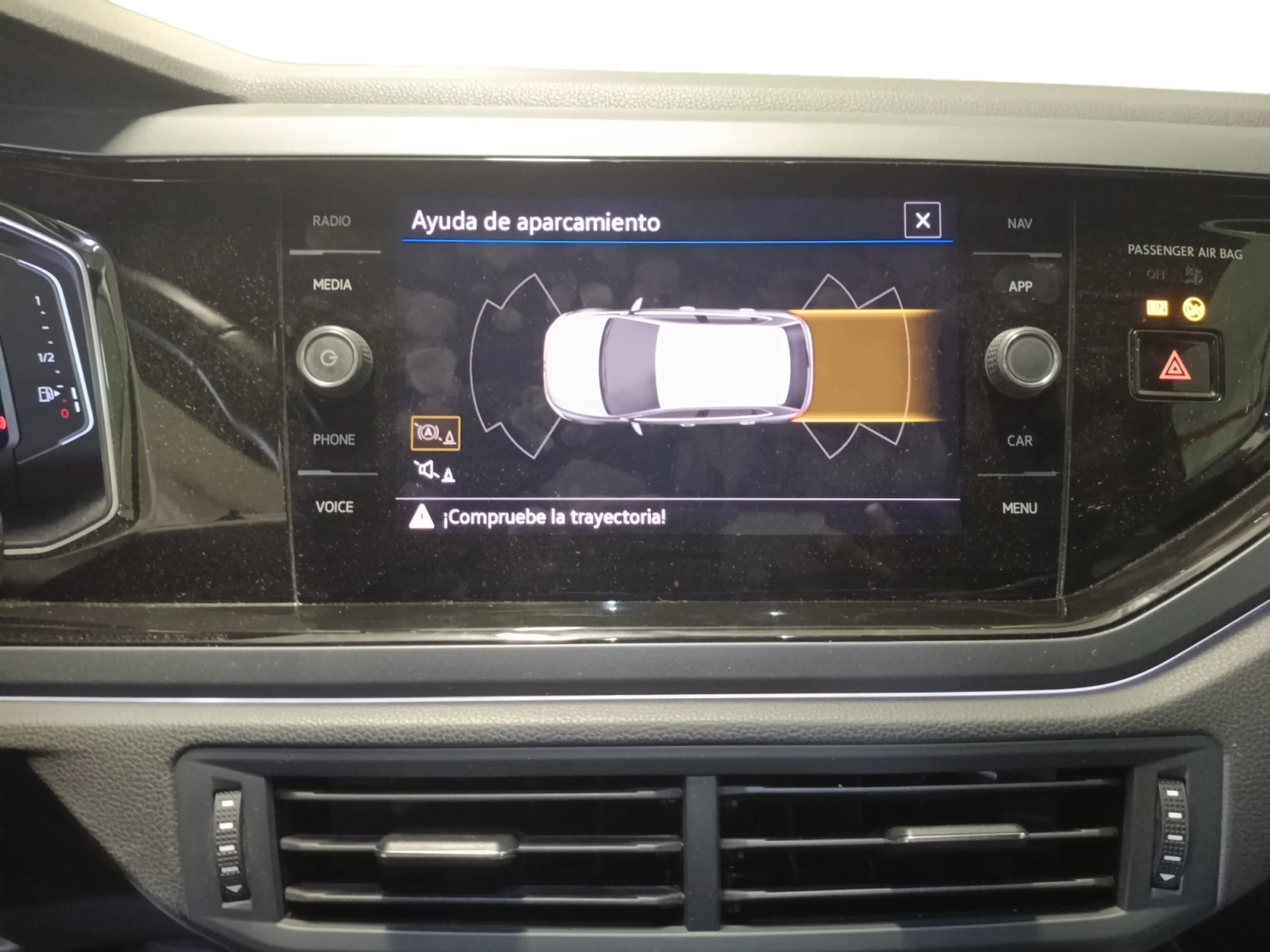 VOLKSWAGEN POLO R LINE 1.0 TSI 70KW (95CV) - Foto 9