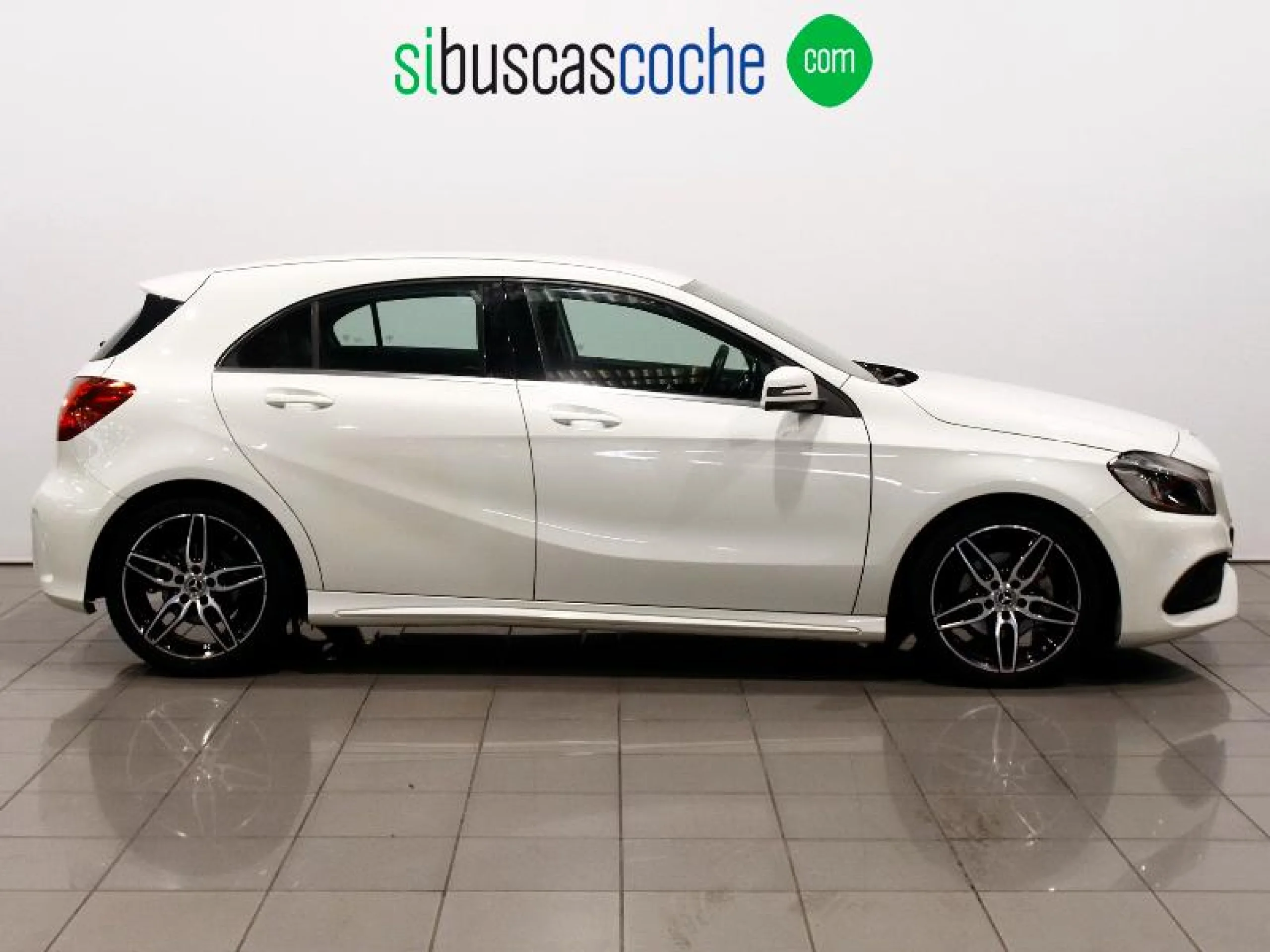 MERCEDES-BENZ CLASE A A 200 D - Foto 3