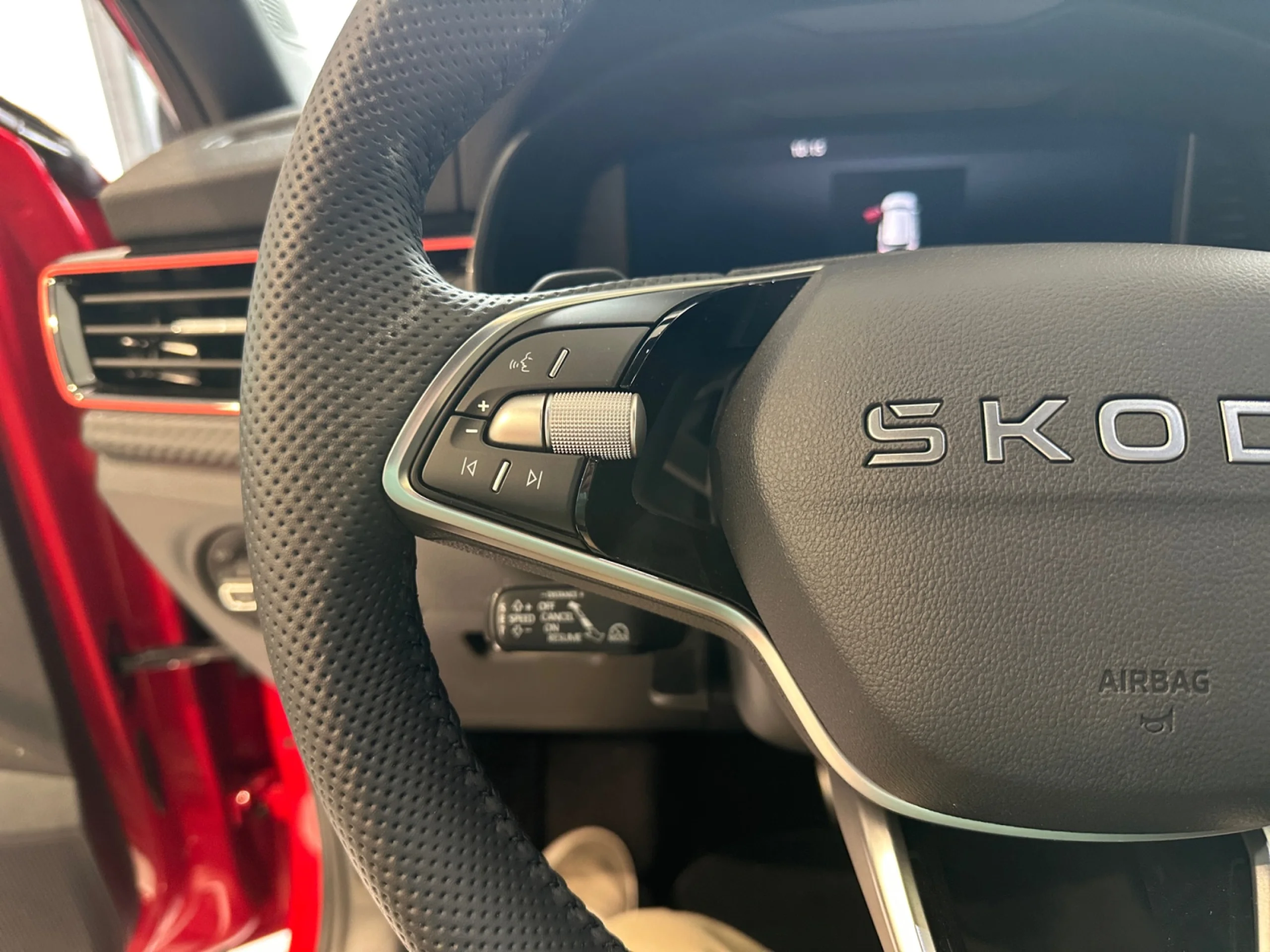 SKODA KAMIQ 1.5 TSI 110KW (150CV) DSG MONTE CARLO - Foto 11