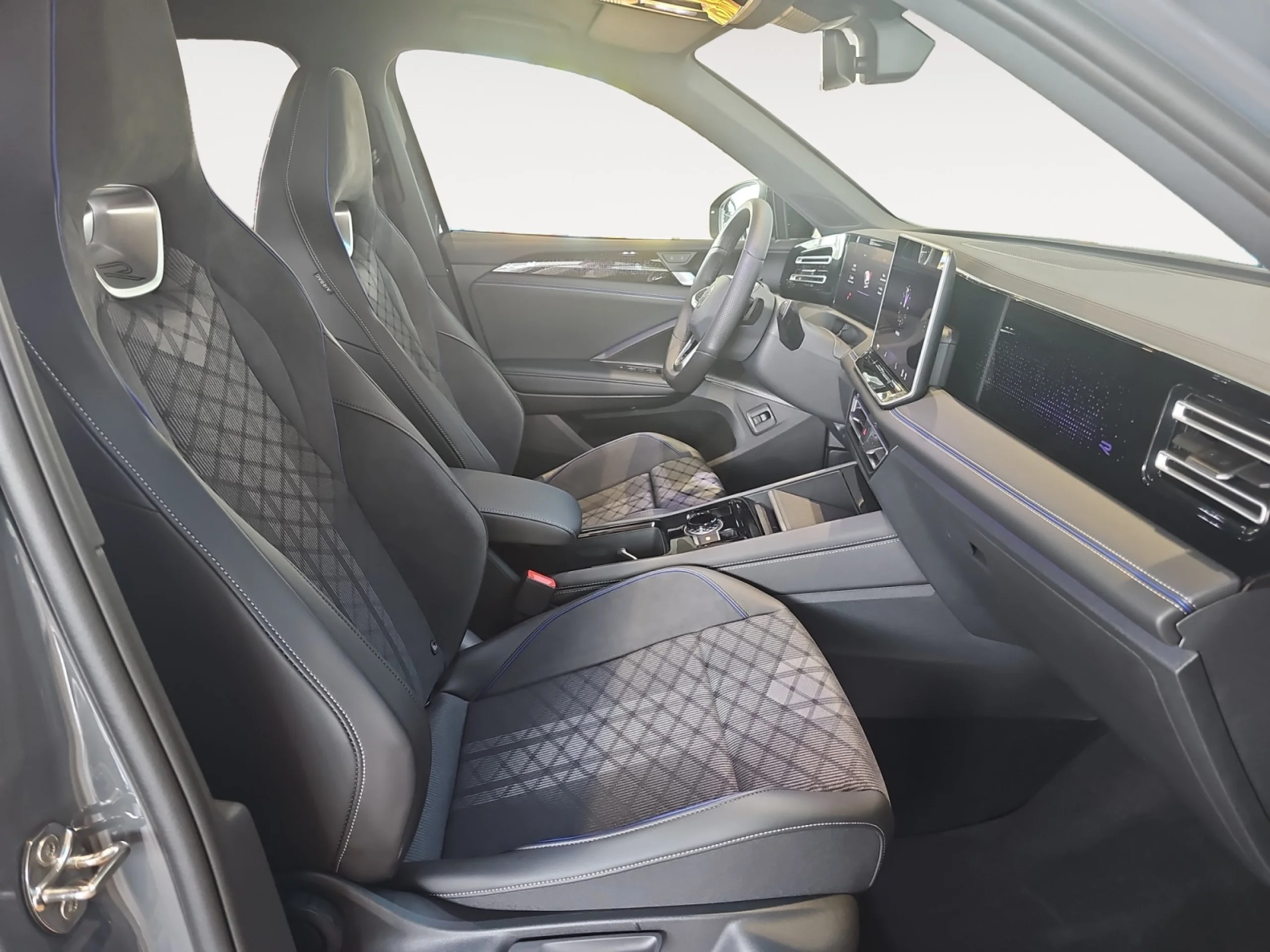 VOLKSWAGEN TIGUAN R LINE 2.0 TDI 110KW (150CV) DSG - Foto 5