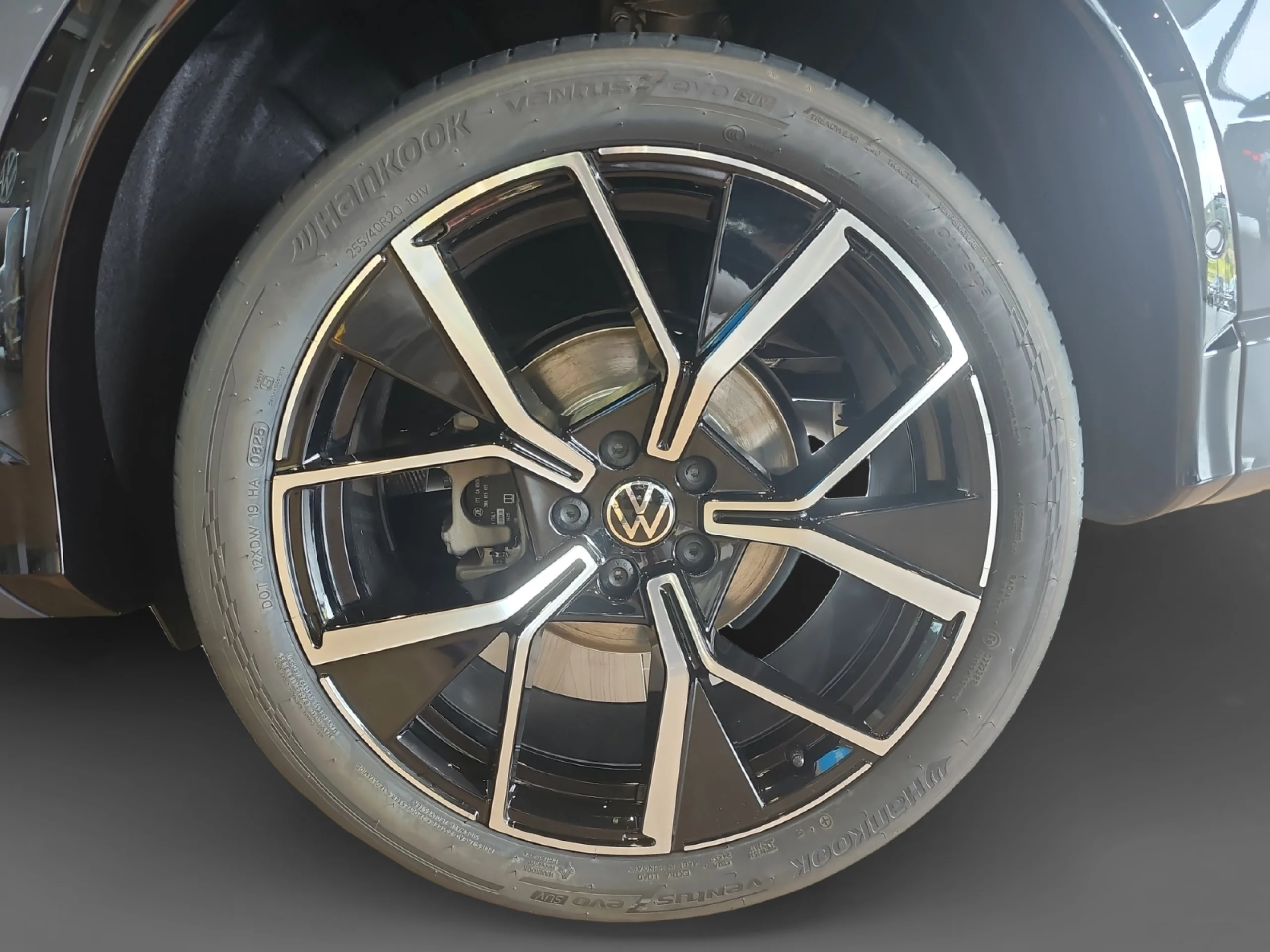 VOLKSWAGEN TIGUAN R LINE 2.0 TDI 110KW (150CV) DSG - Foto 8