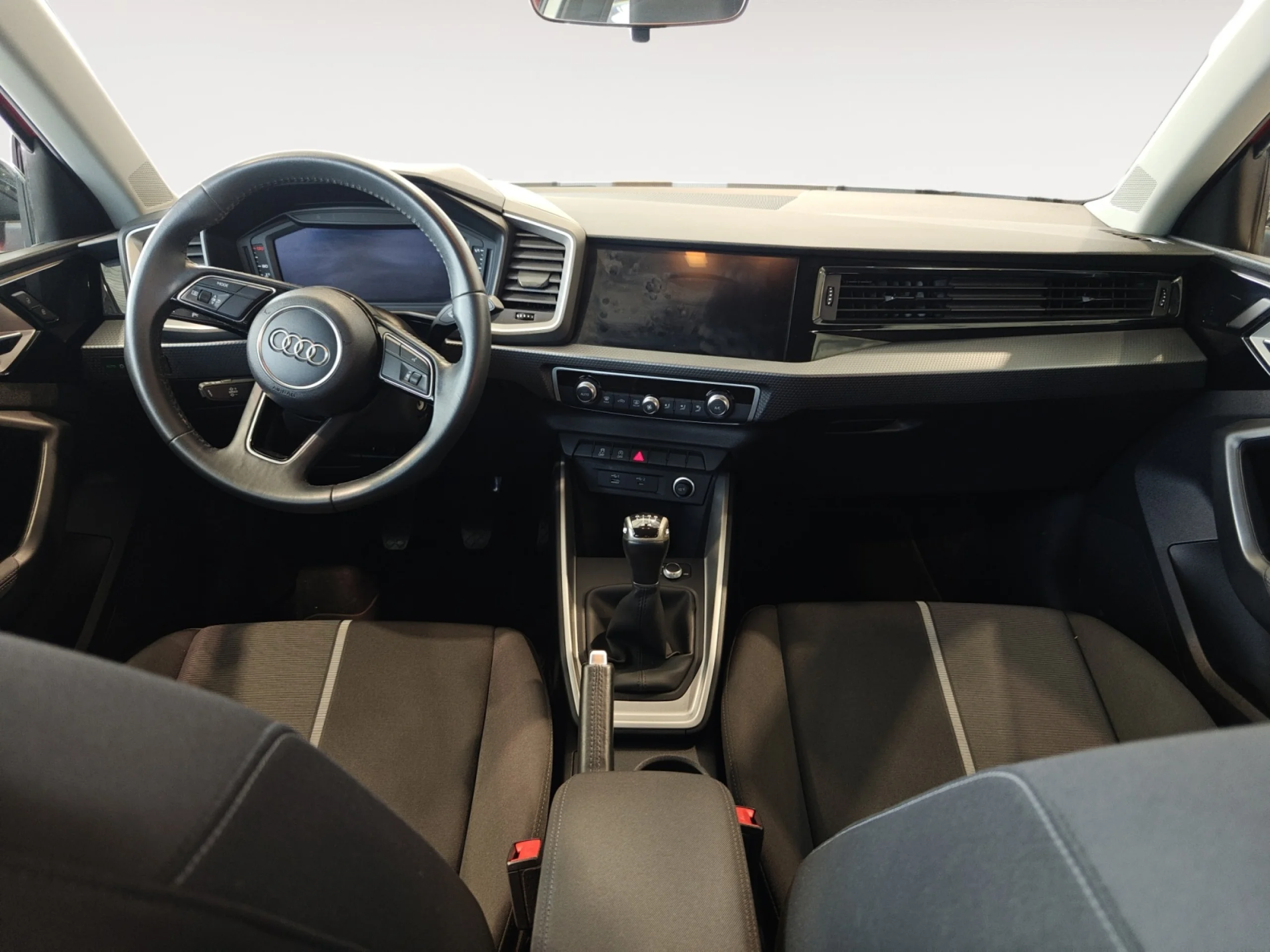 AUDI A1 25 TFSI 70KW (95CV) SPORTBACK - Foto 4