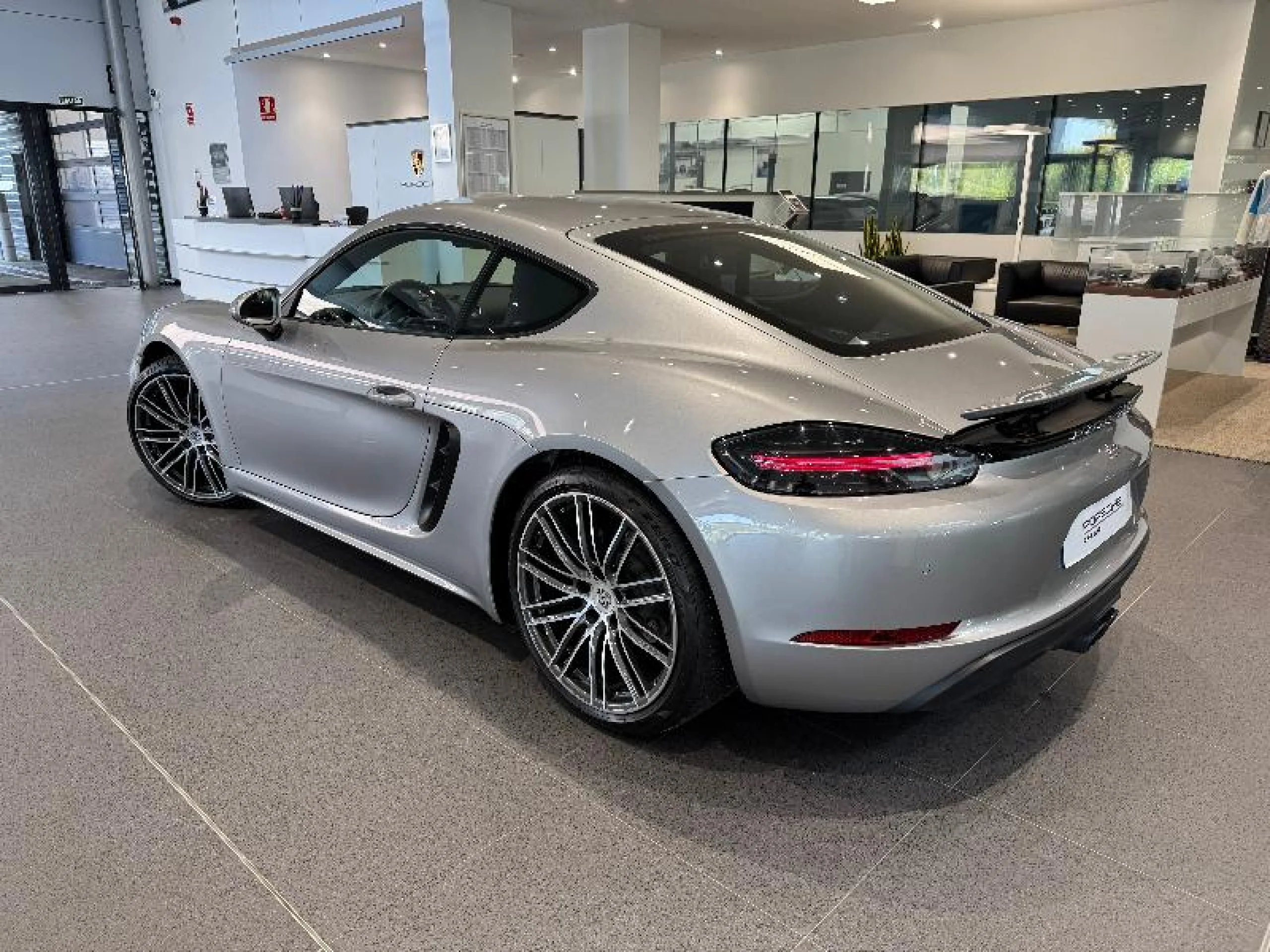 PORSCHE 718 CAYMAN - Foto 3