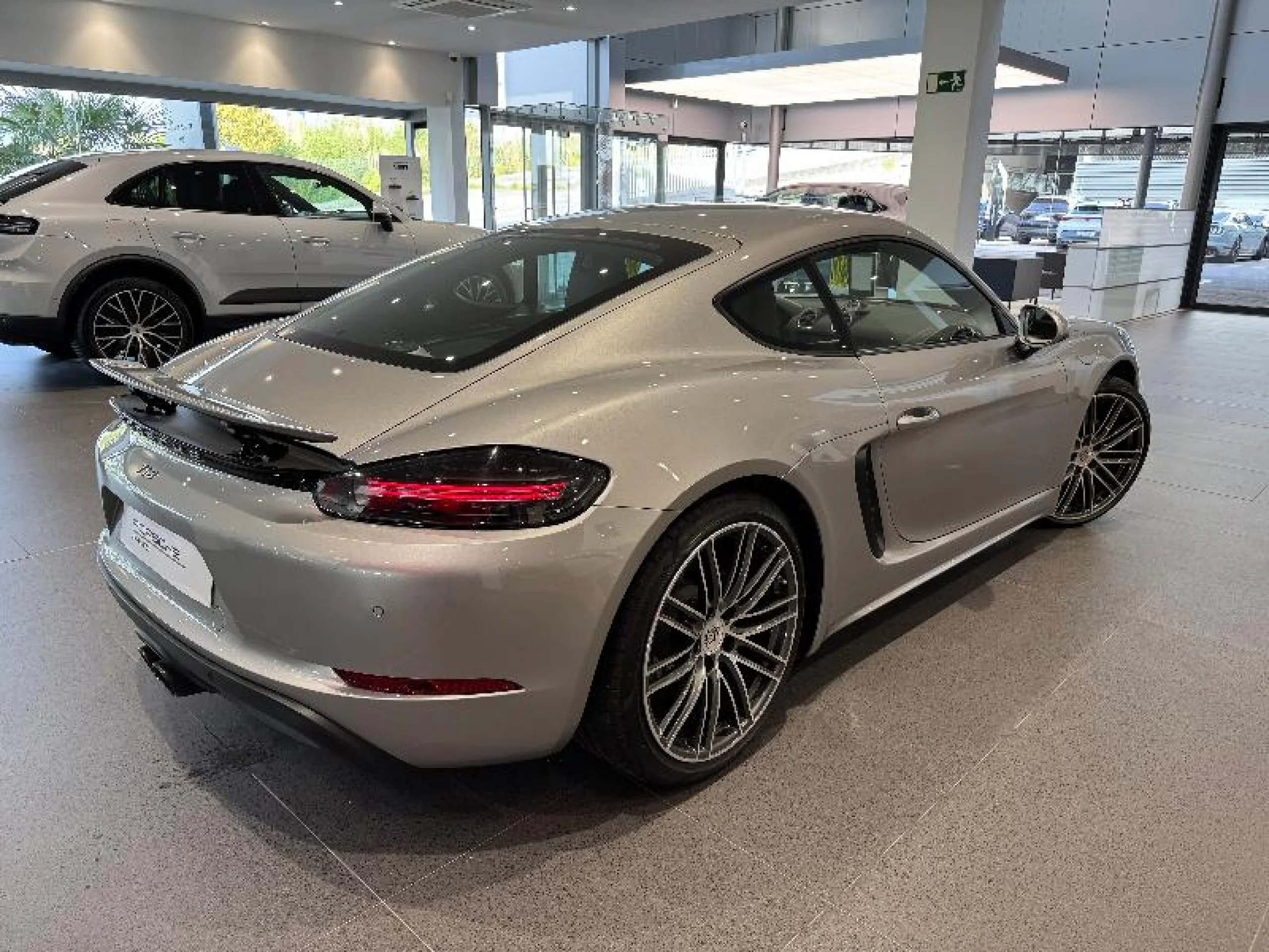 PORSCHE 718 CAYMAN - Foto 5