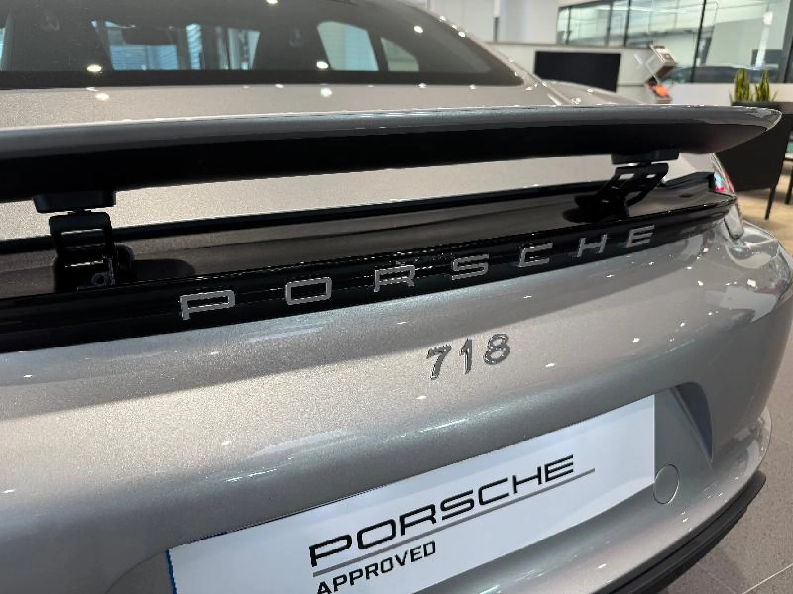 PORSCHE 718 CAYMAN - Foto 7