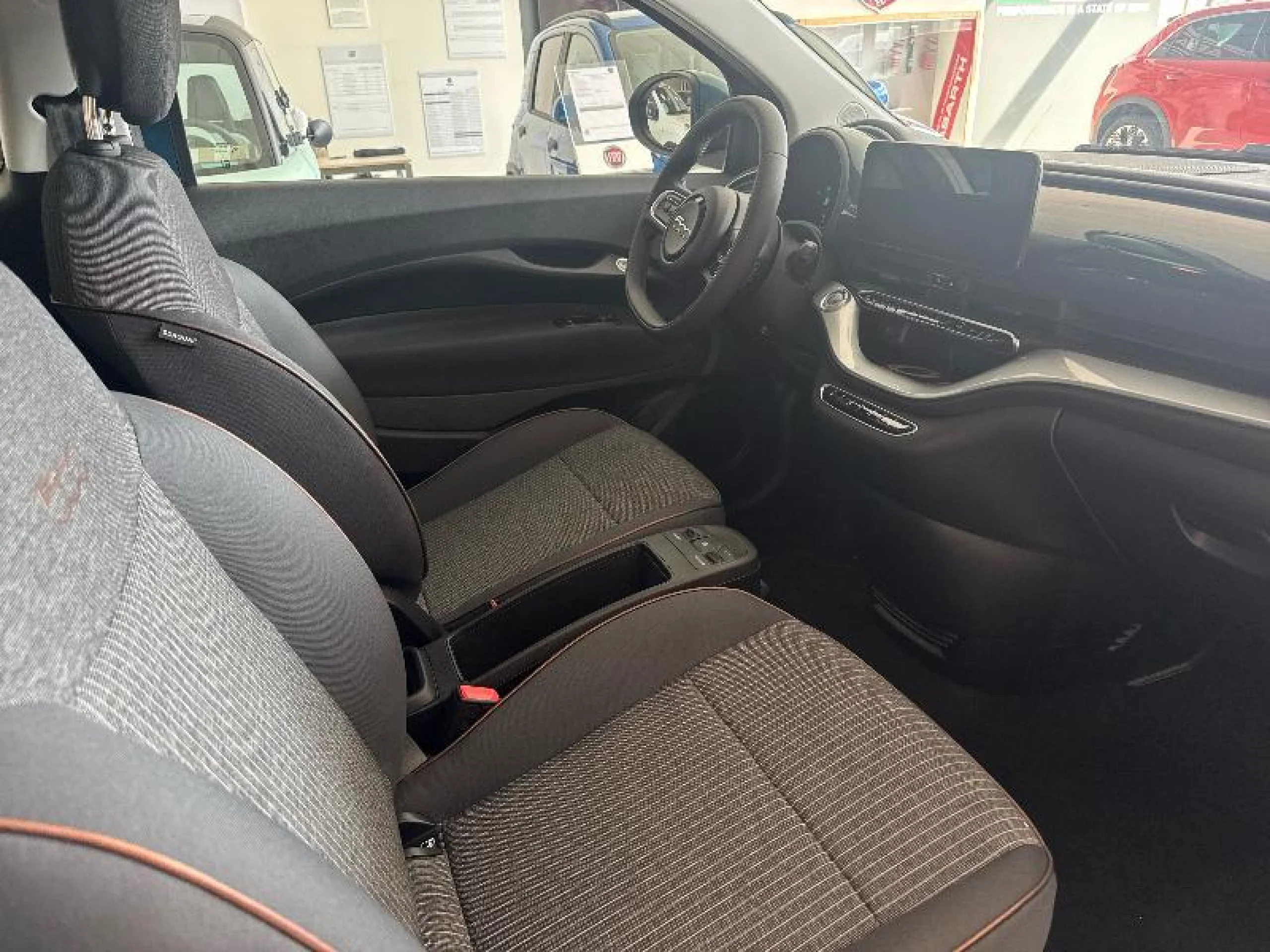 FIAT 500 MONOTRIM HB 190KM 70KW (95CV)+STYLE - Foto 10