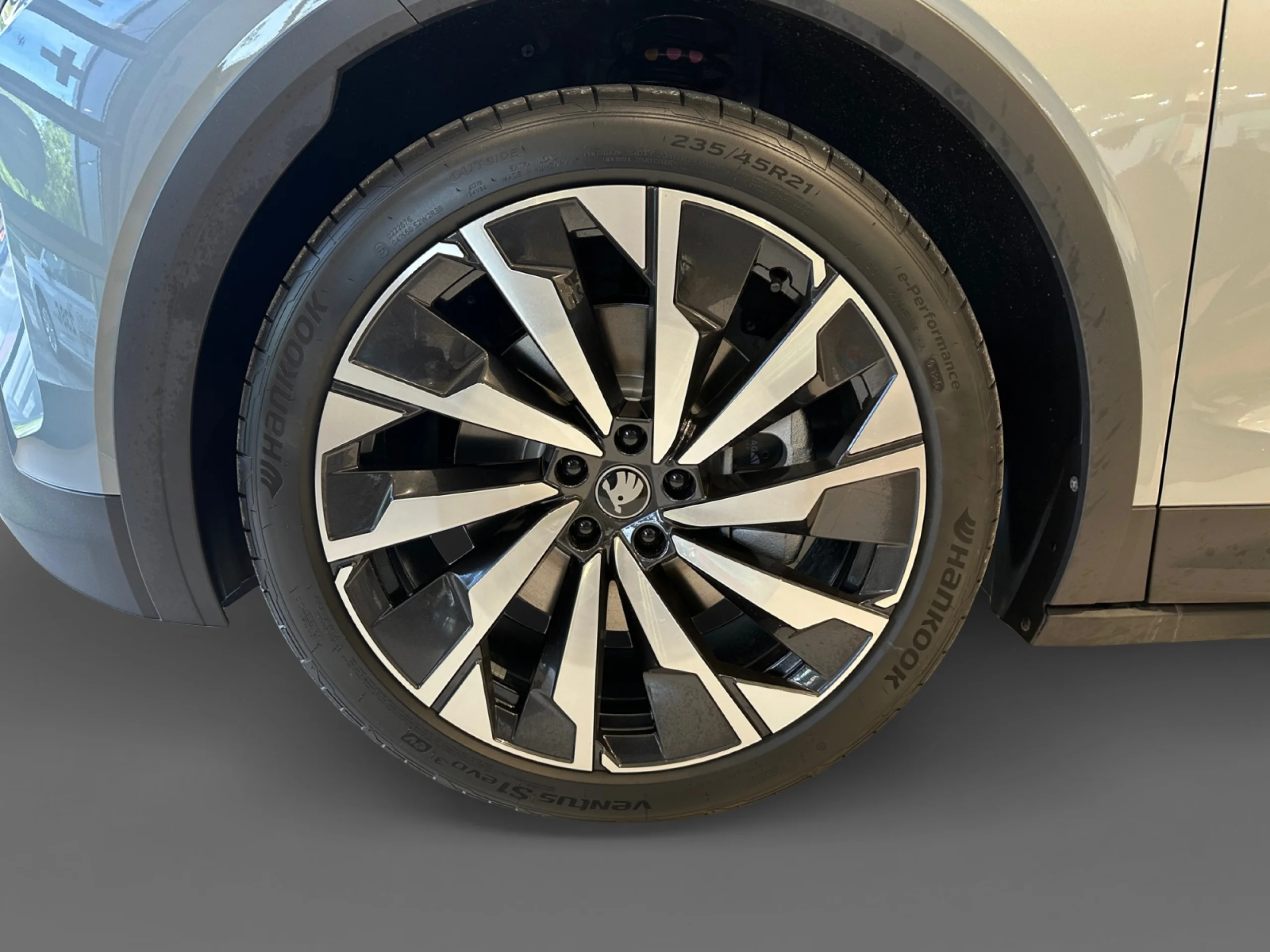 SKODA ELROQ 210 KW 82 KWH (77 KWH NETA) SPORTLINE - Foto 8