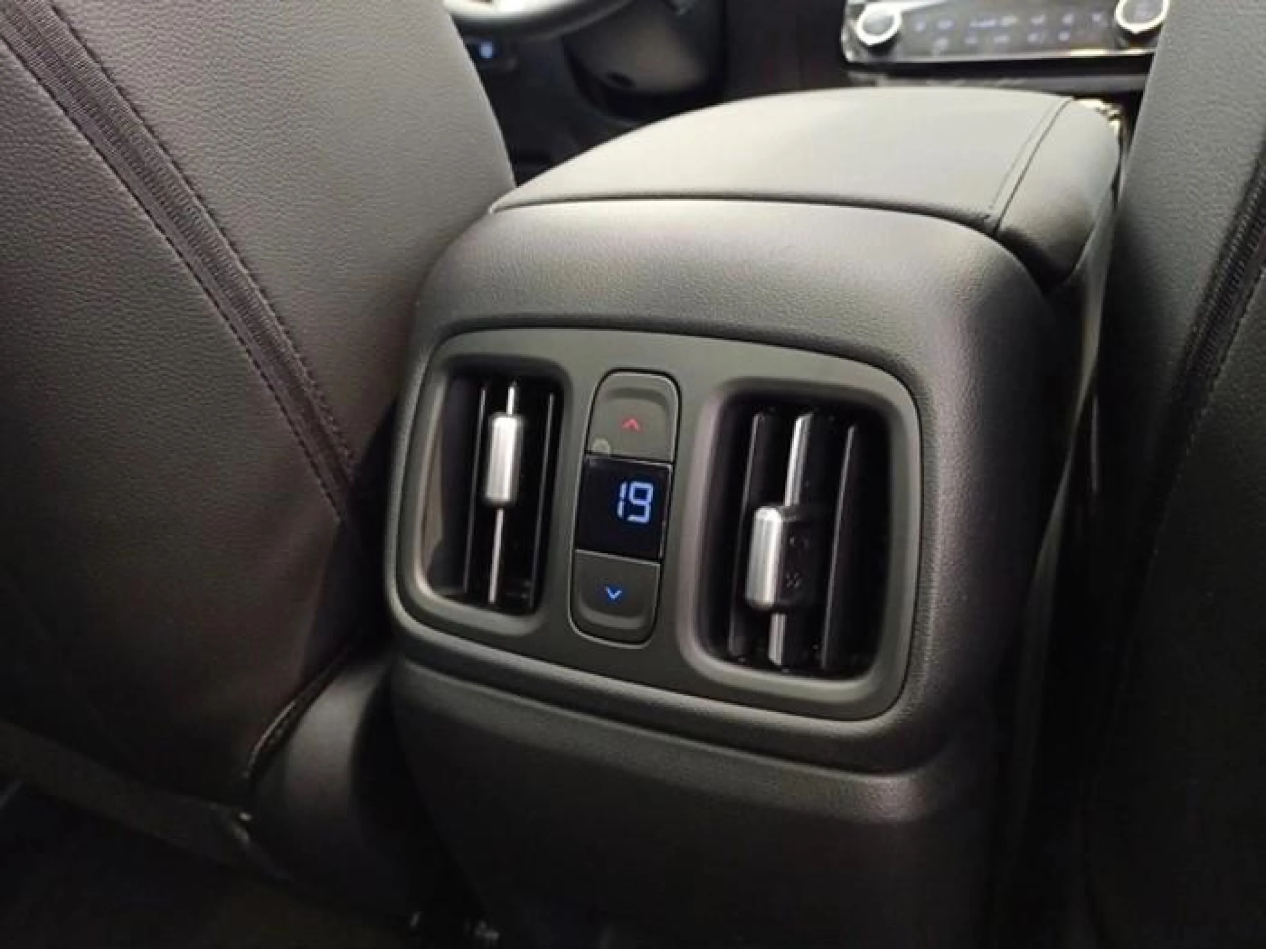 HYUNDAI TUCSON TUCSON FL 1.6T 252CV PHEV 4X4 AT TECNO SKY - Foto 10