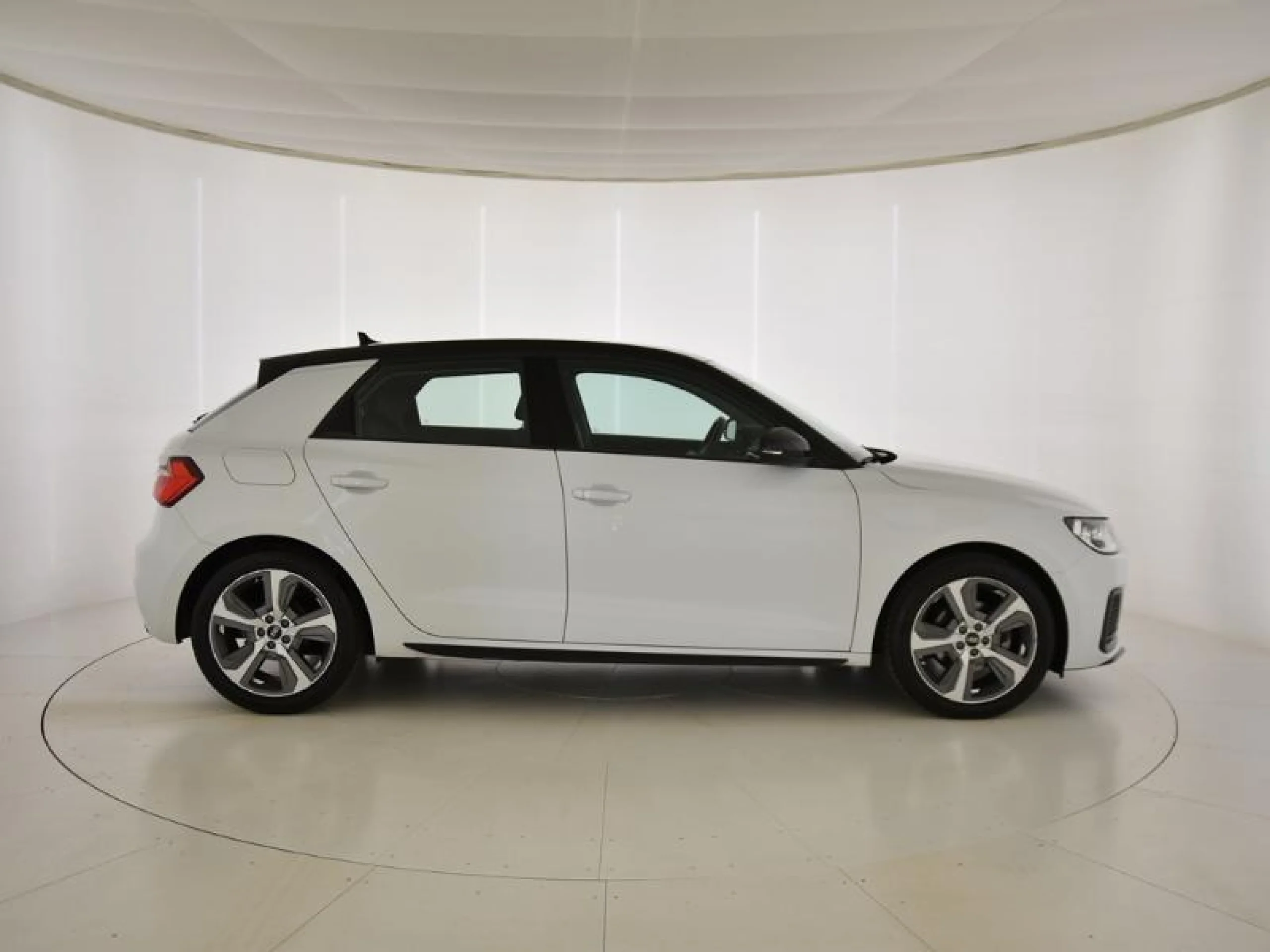 AUDI A1 SPORTBACK ADVANCED 30 TFSI 81KW S TRONIC - Foto 3