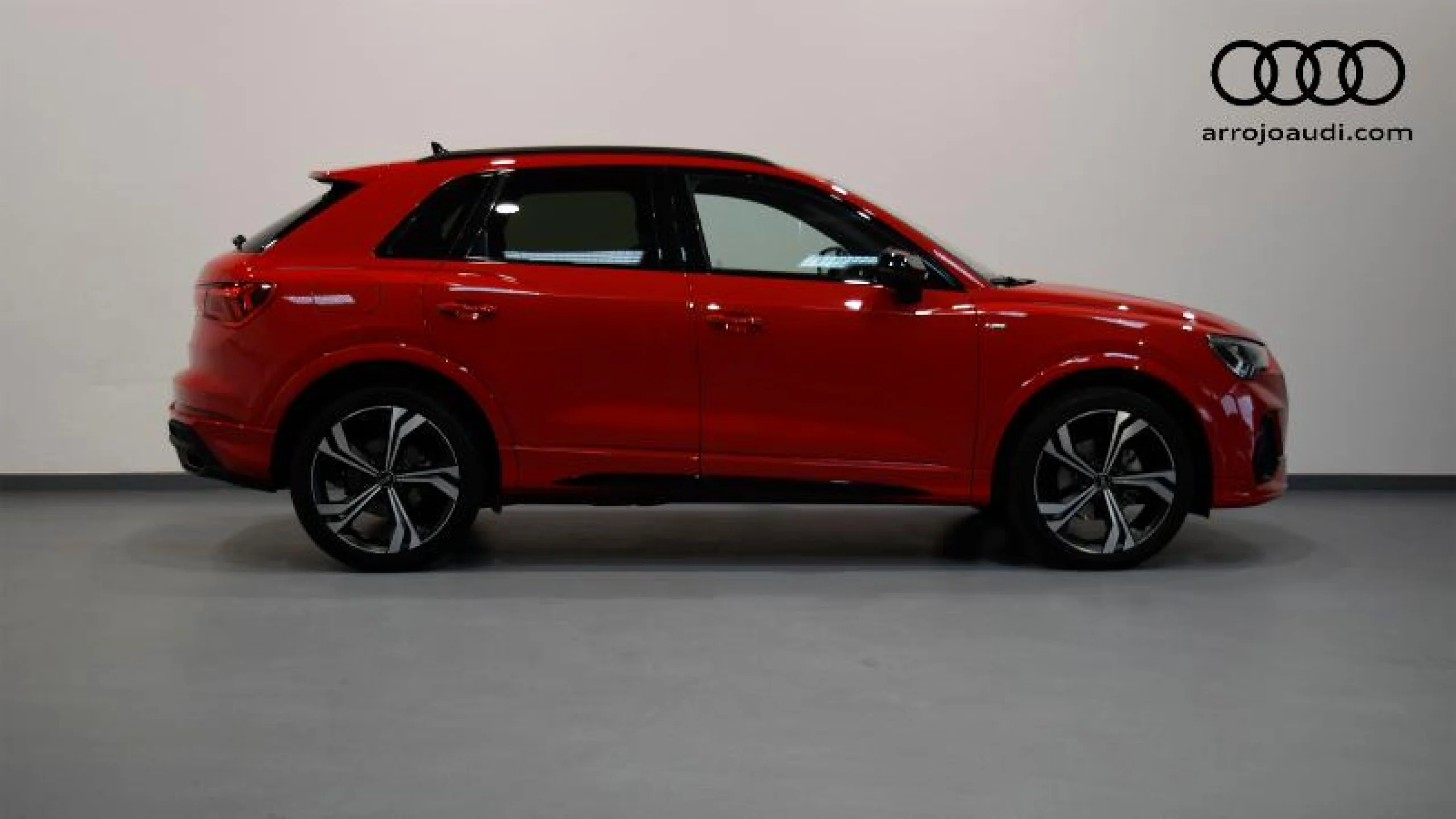 AUDI Q3 BLACK LINE 35 TDI 110KW (150CV) - Foto 3
