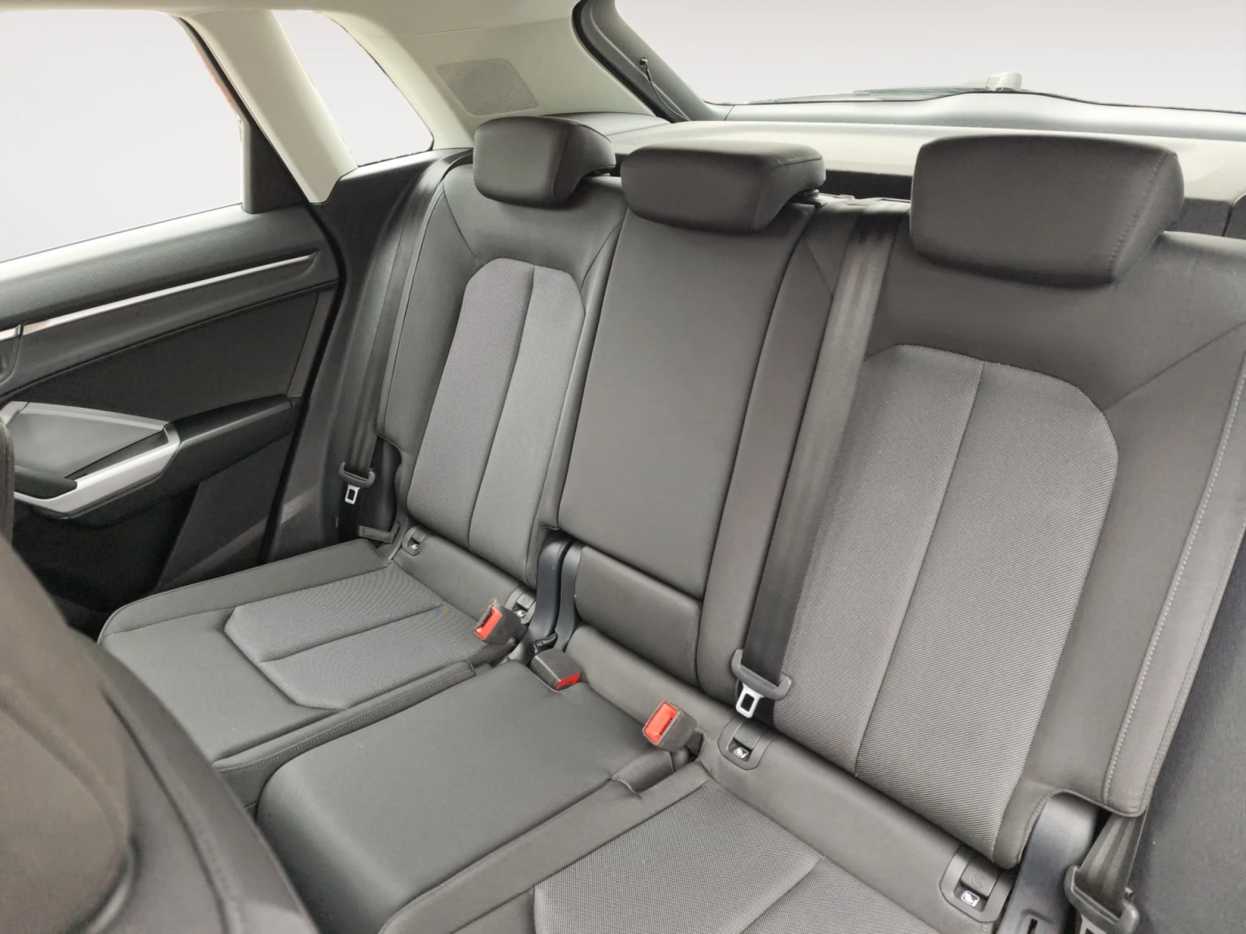 AUDI Q3 ADVANCED 35 TDI 110KW (150CV) S TRONIC - Foto 6