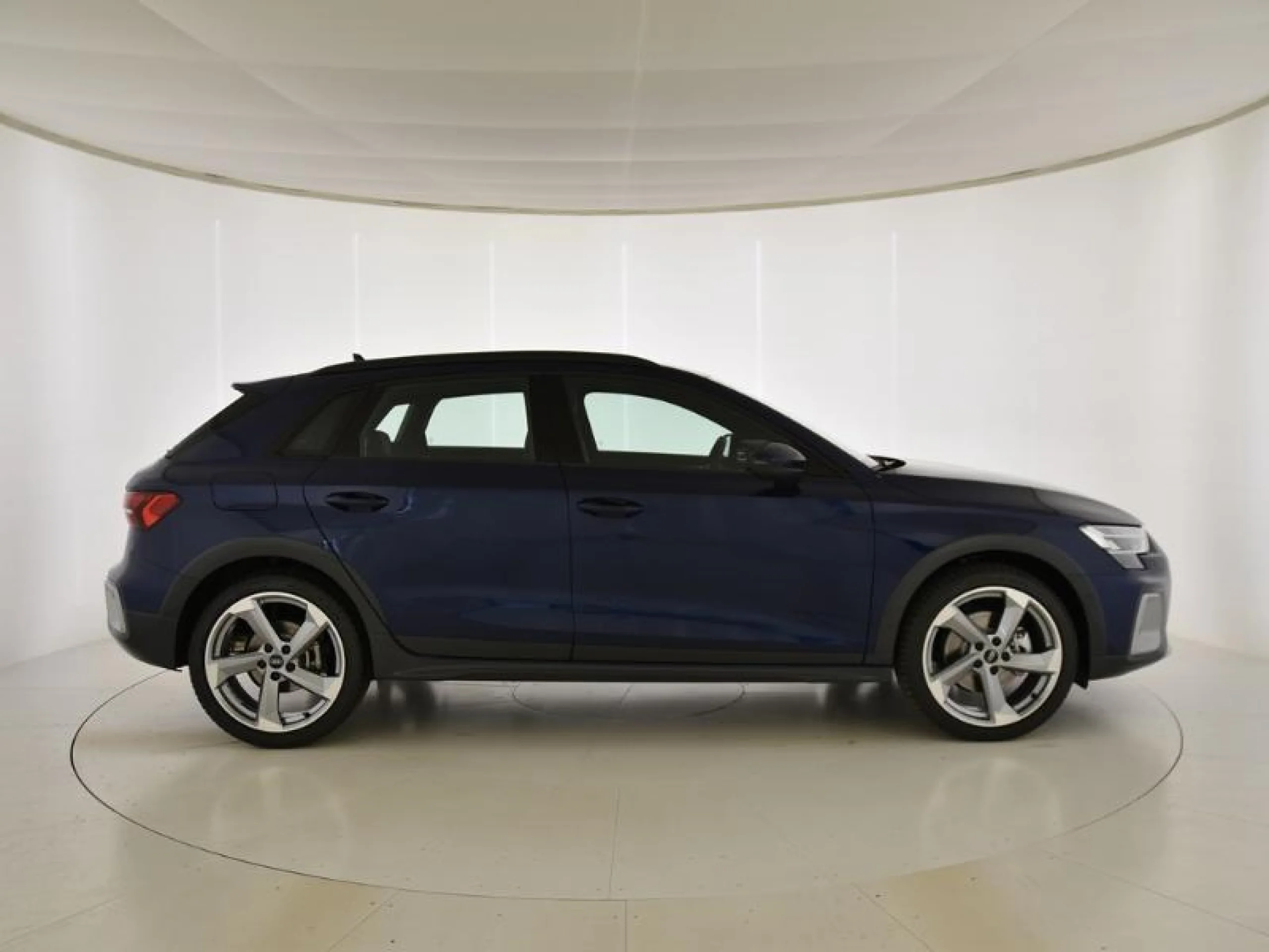 AUDI A3 A3 ALLSTREET  35 TFSI  110(150) KW(CV) S TRONIC - Foto 3
