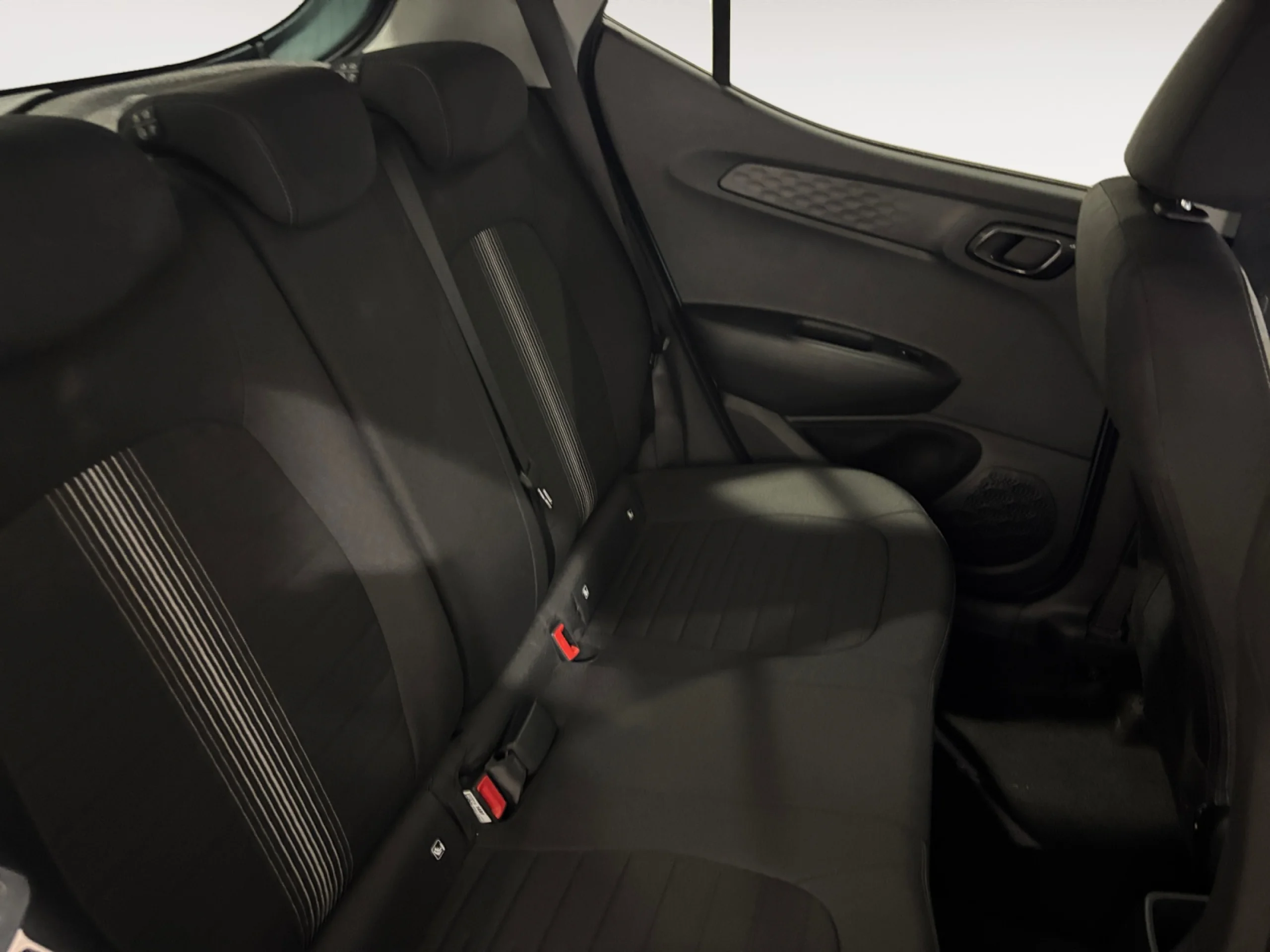 HYUNDAI I10 1.0 KLASS - Foto 6