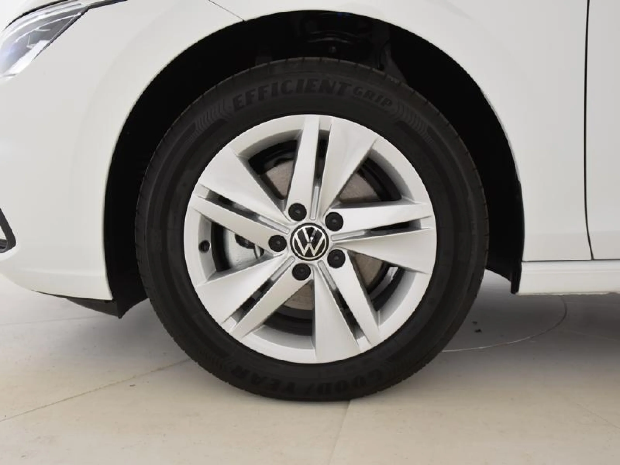VOLKSWAGEN GOLF LIFE 1.5 TSI 96KW (130CV) - Foto 8