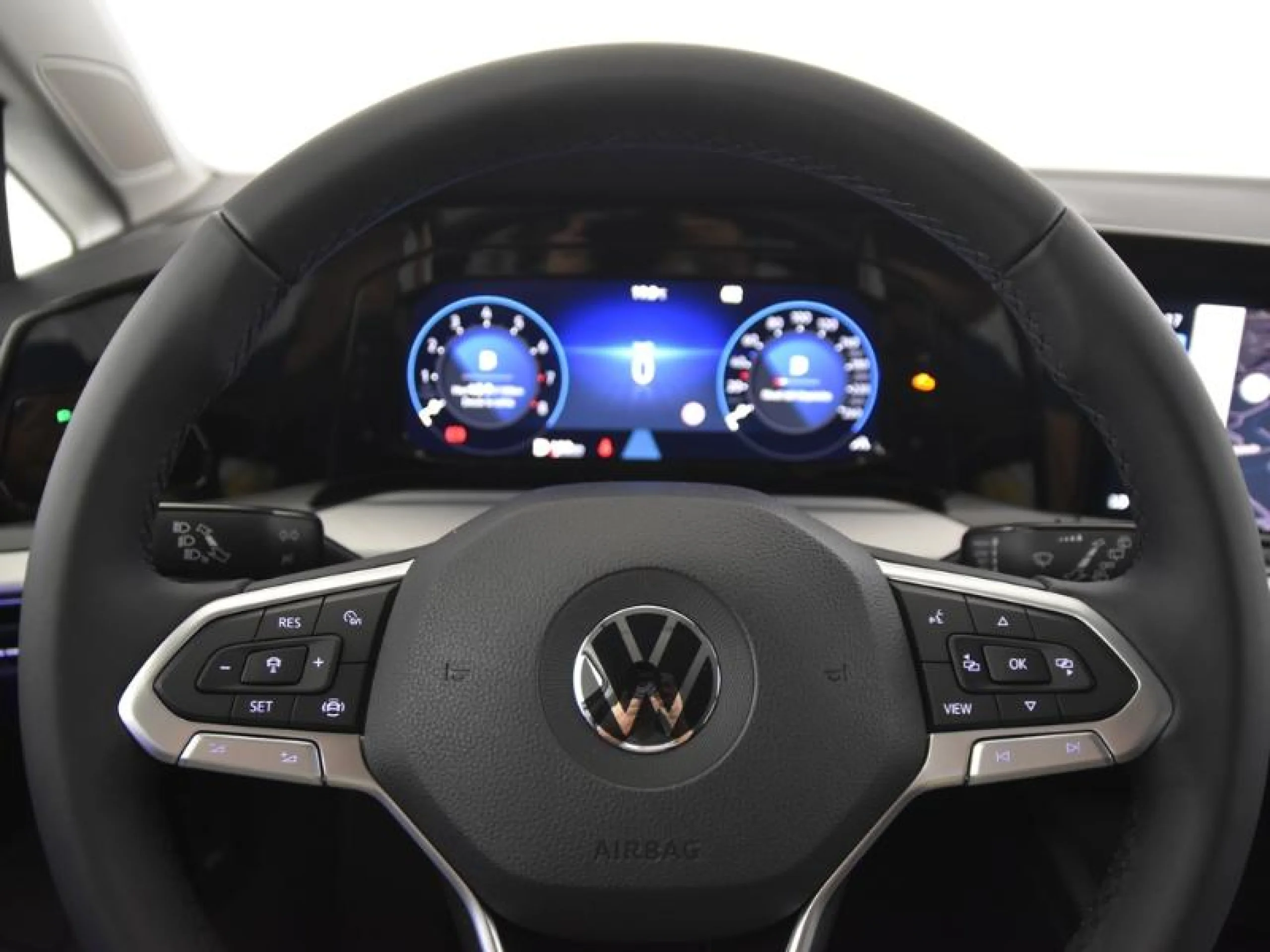 VOLKSWAGEN GOLF LIFE 1.5 TSI 96KW (130CV) - Foto 15