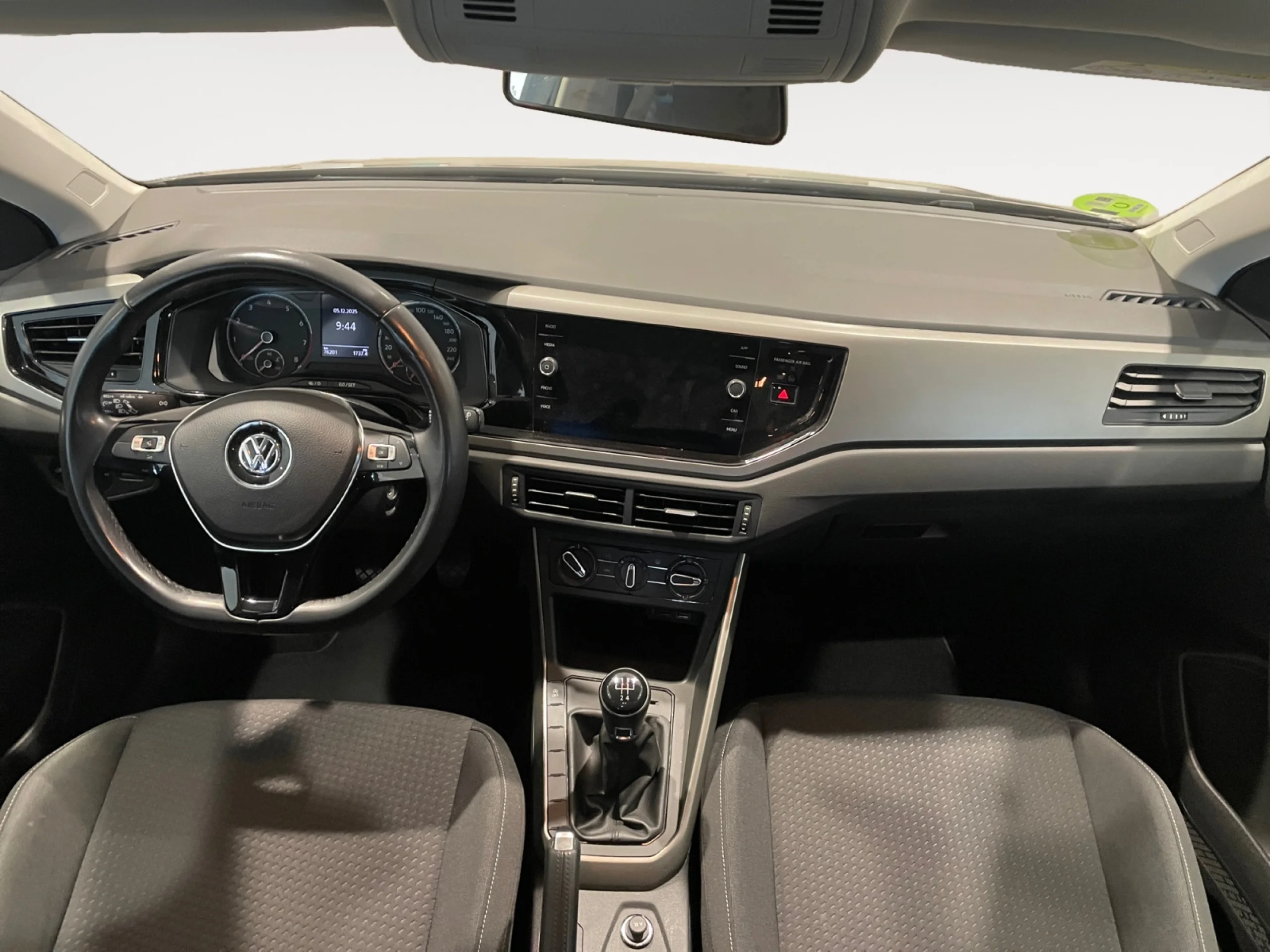 VOLKSWAGEN POLO ADVANCE 1.0 TSI 70KW (95CV) - Foto 4