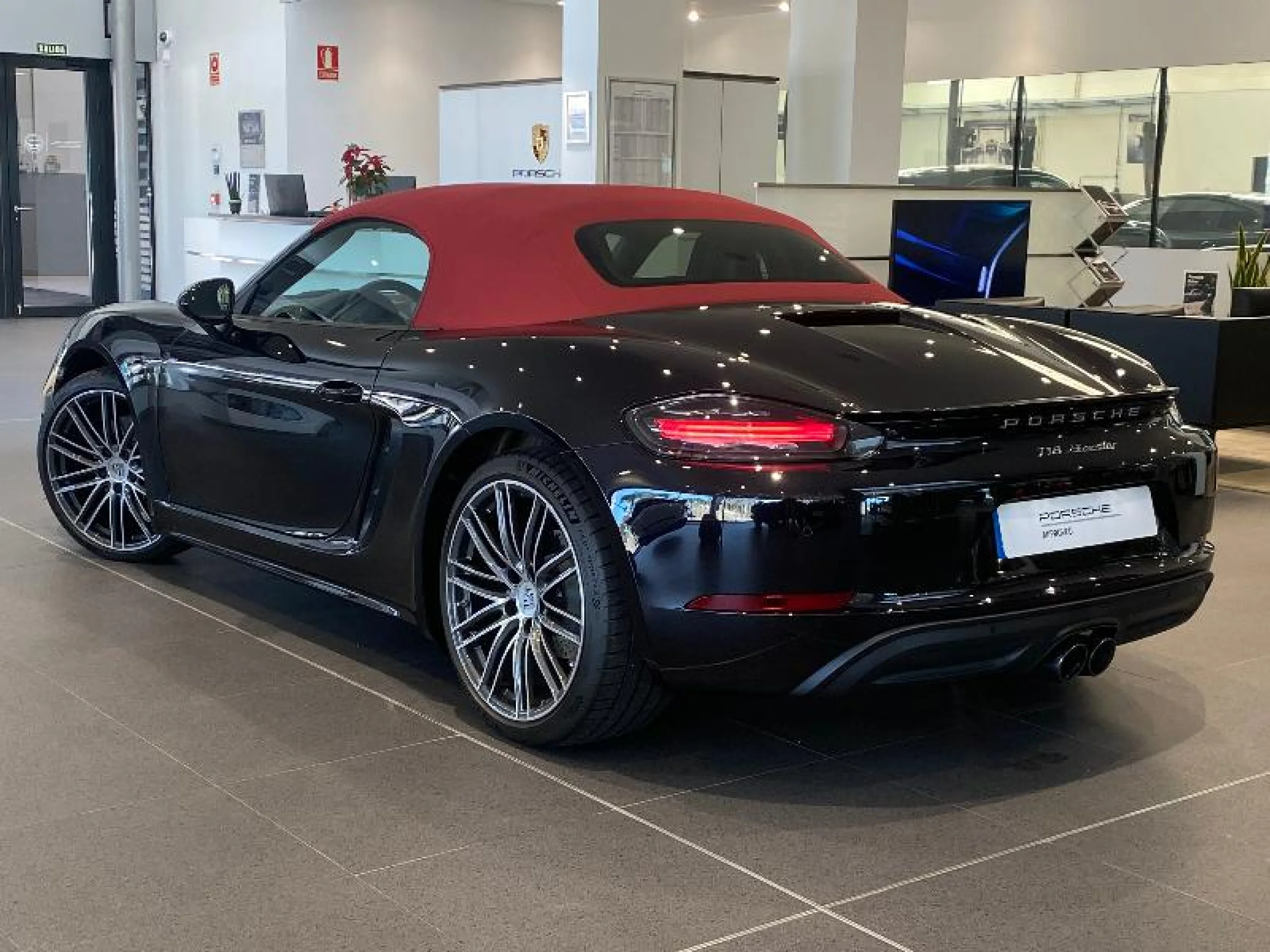PORSCHE 718 BOXSTER - Foto 3