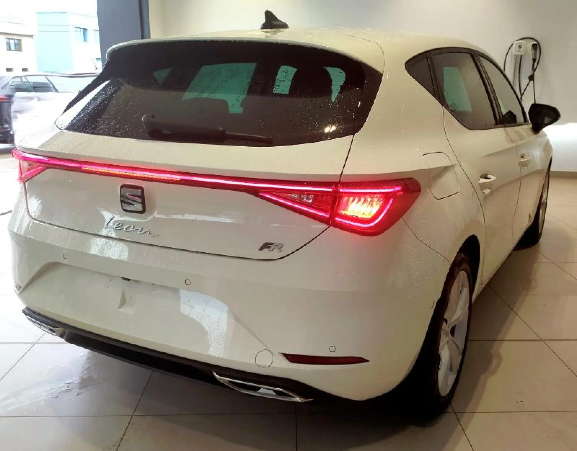 SEAT LEON LEON 2.0 TDI 110 KW (150 CV) DSG FR XL VISION 2024 - Foto 3