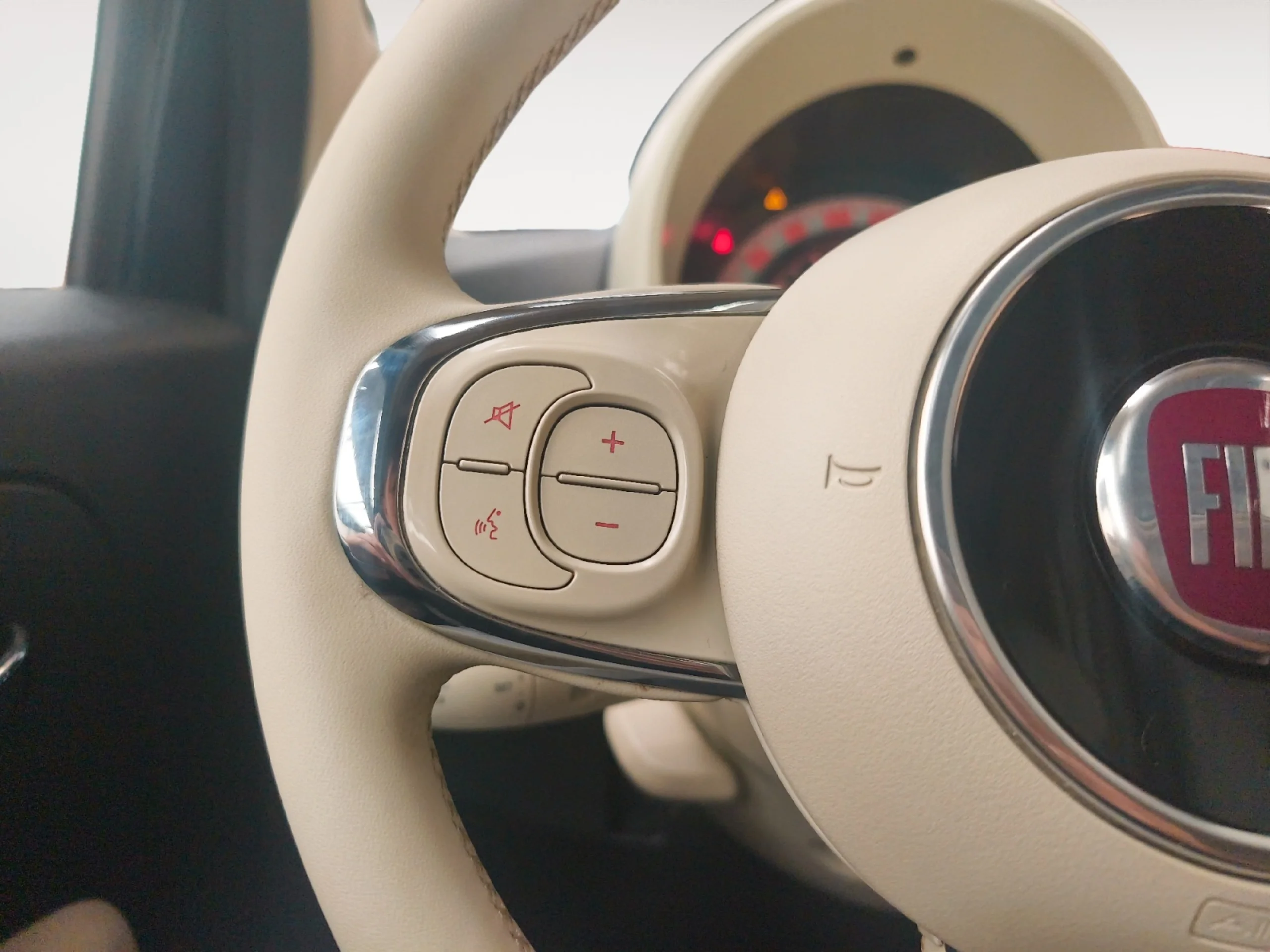 FIAT 500 DOLCEVITA 1.0 HYBRID 51KW (70 CV) - Foto 12
