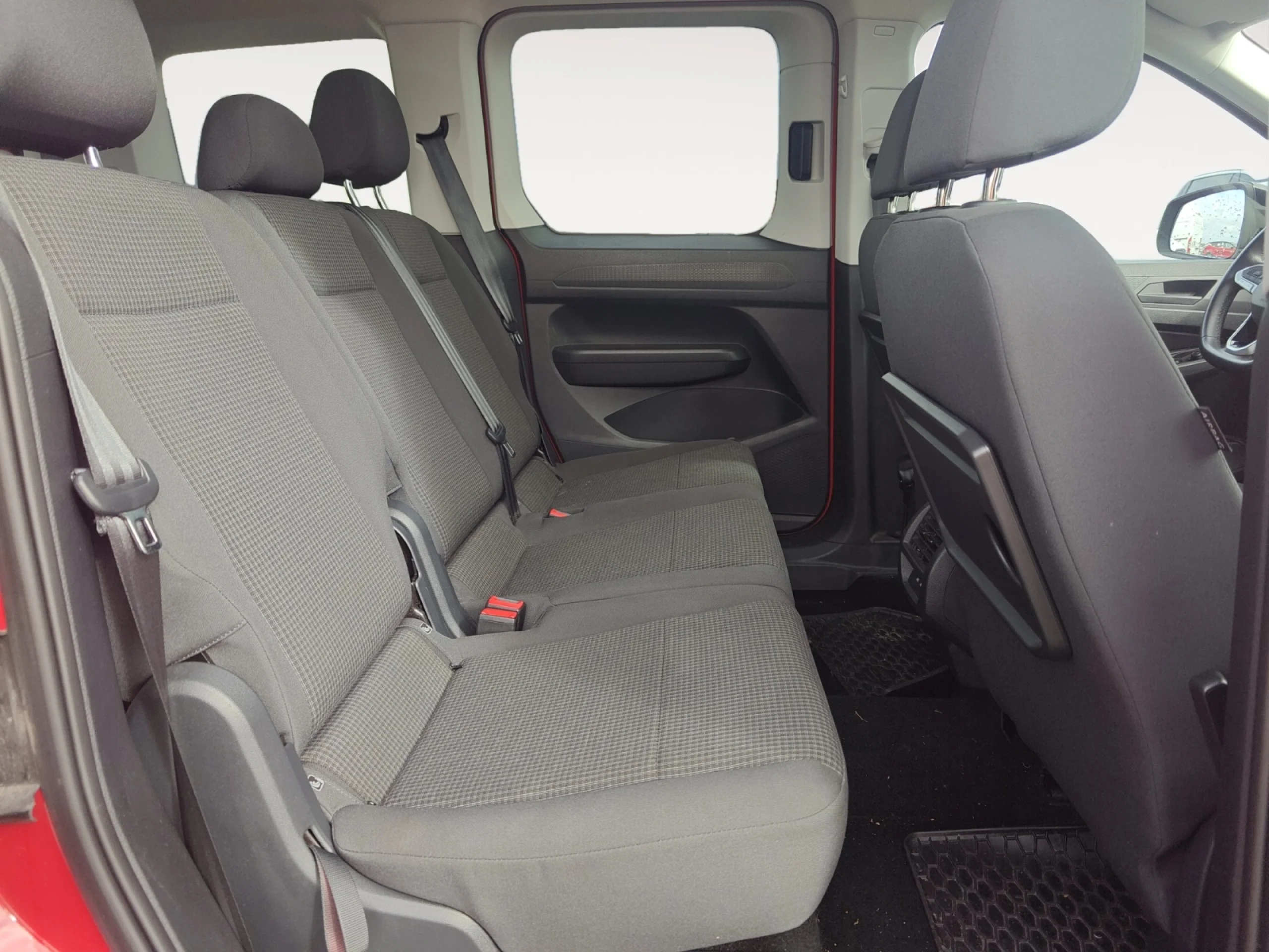 VOLKSWAGEN CADDY OUTDOOR 2.0 TDI 75KW (102CV) - Foto 6