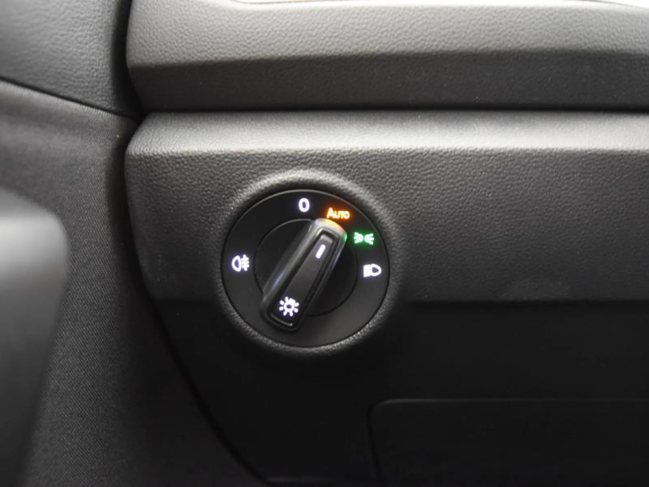 VOLKSWAGEN T ROC T ROC MÁS 1.5 TSI 110 KW (150 CV)  AUTOMÁTICO DSG 7 VEL. - Foto 15