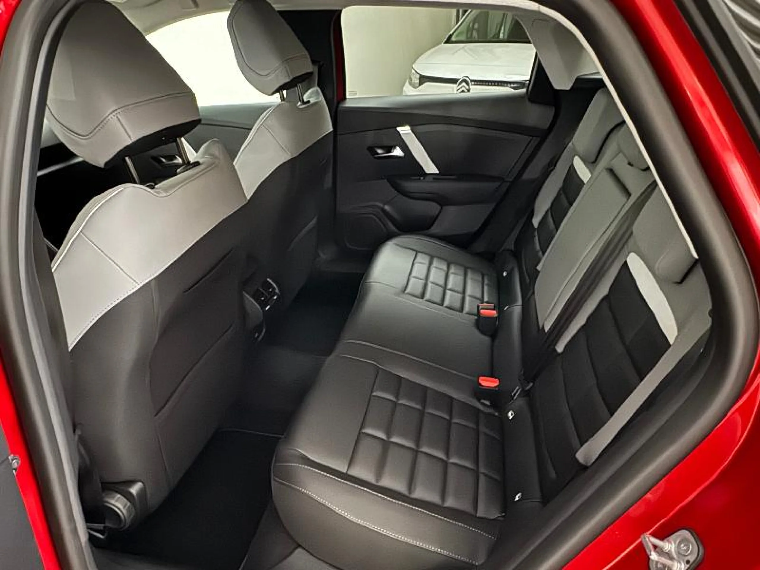 CITROEN C4 HYBRID 145 Ë DCS6 MAX - Foto 11