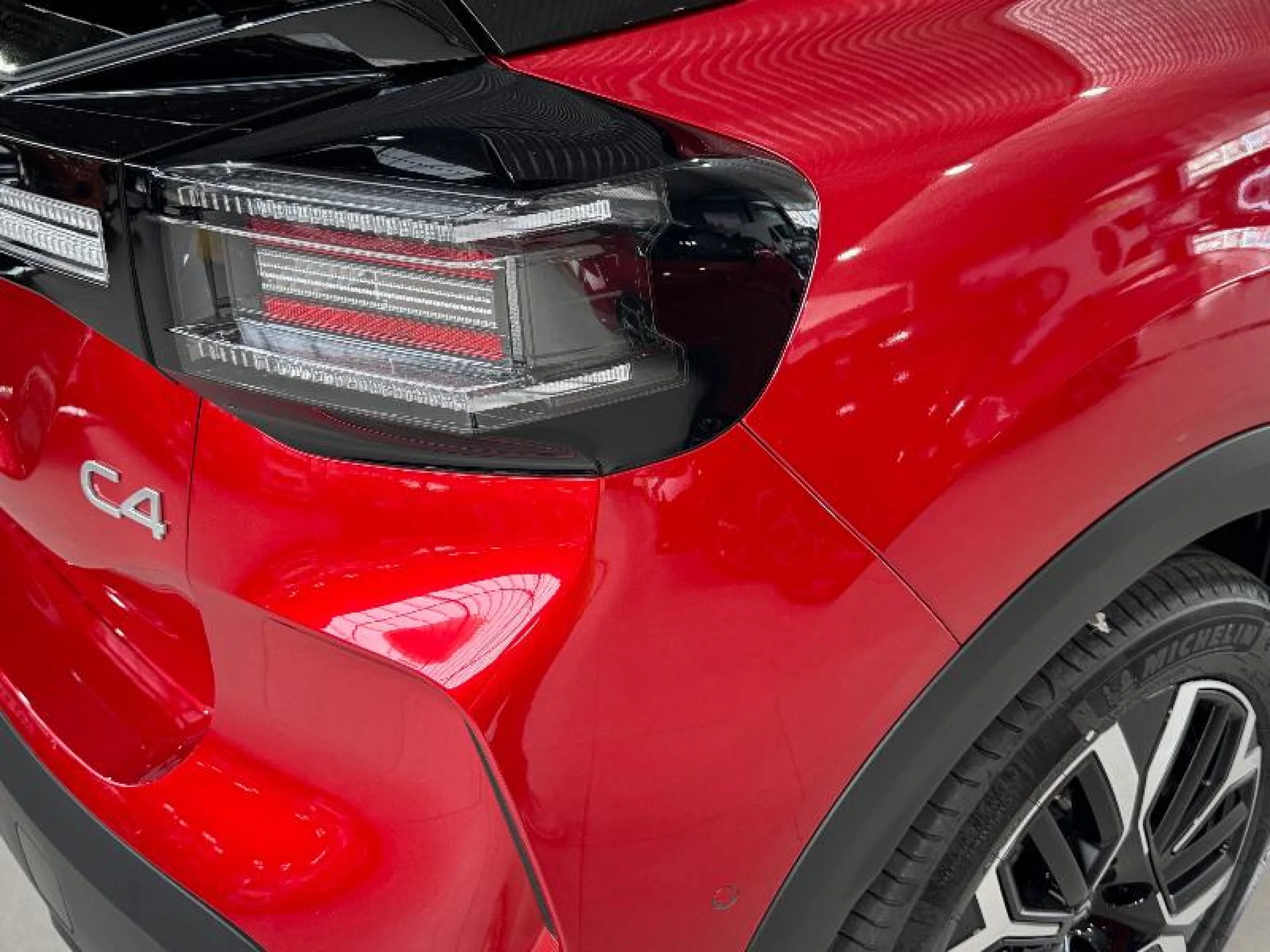 CITROEN C4 HYBRID 145 Ë DCS6 MAX - Foto 22