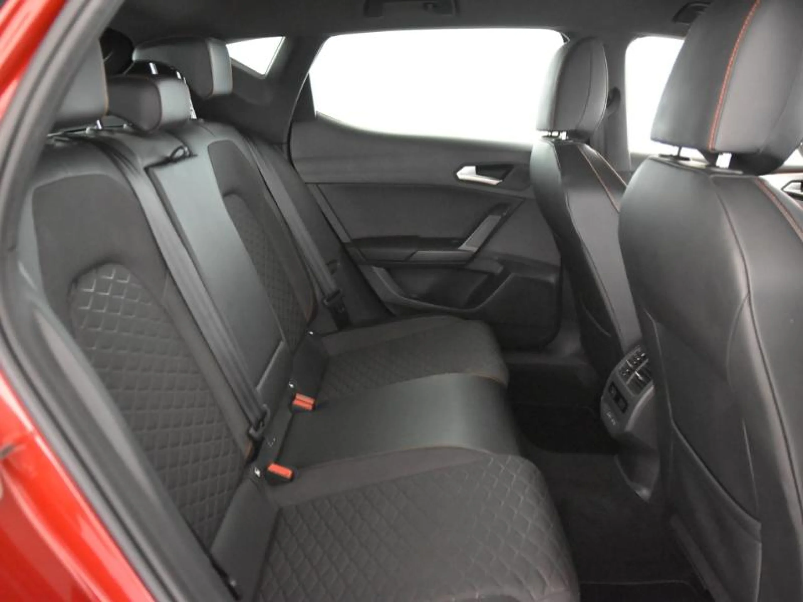 SEAT LEON 1.5 TSI 110KW (150CV) ST&SP FR - Foto 6