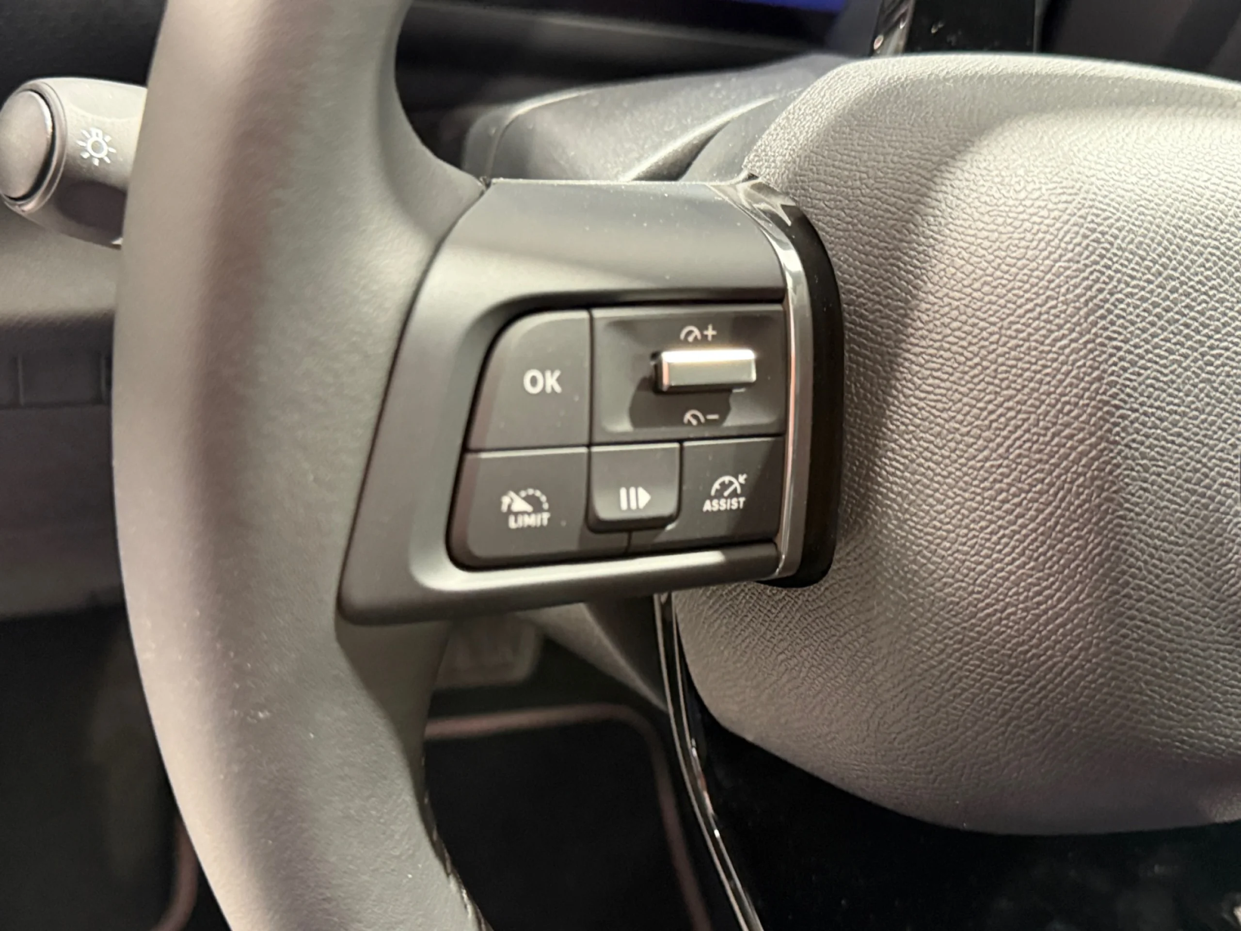 CITROEN C4 HYBRID 145 Ë DCS6 COLLECTION - Foto 9