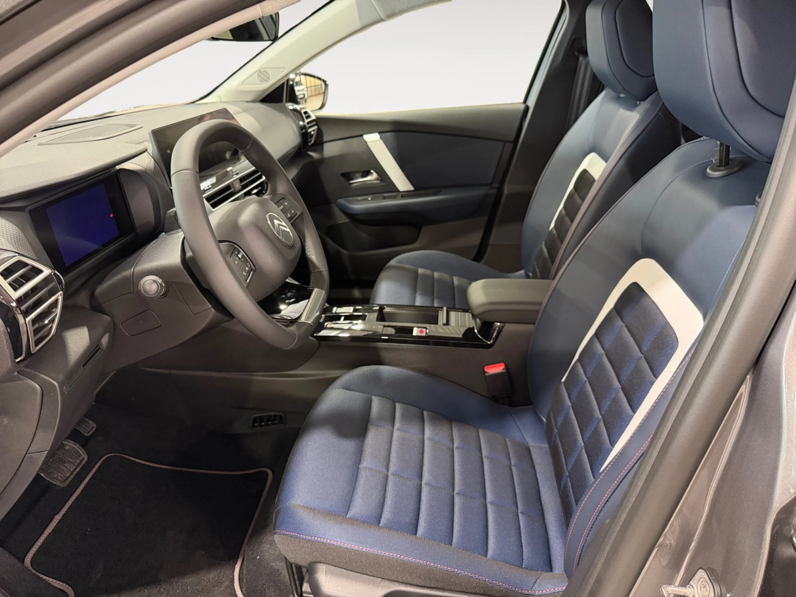 CITROEN C4 HYBRID 145 Ë DCS6 COLLECTION - Foto 23
