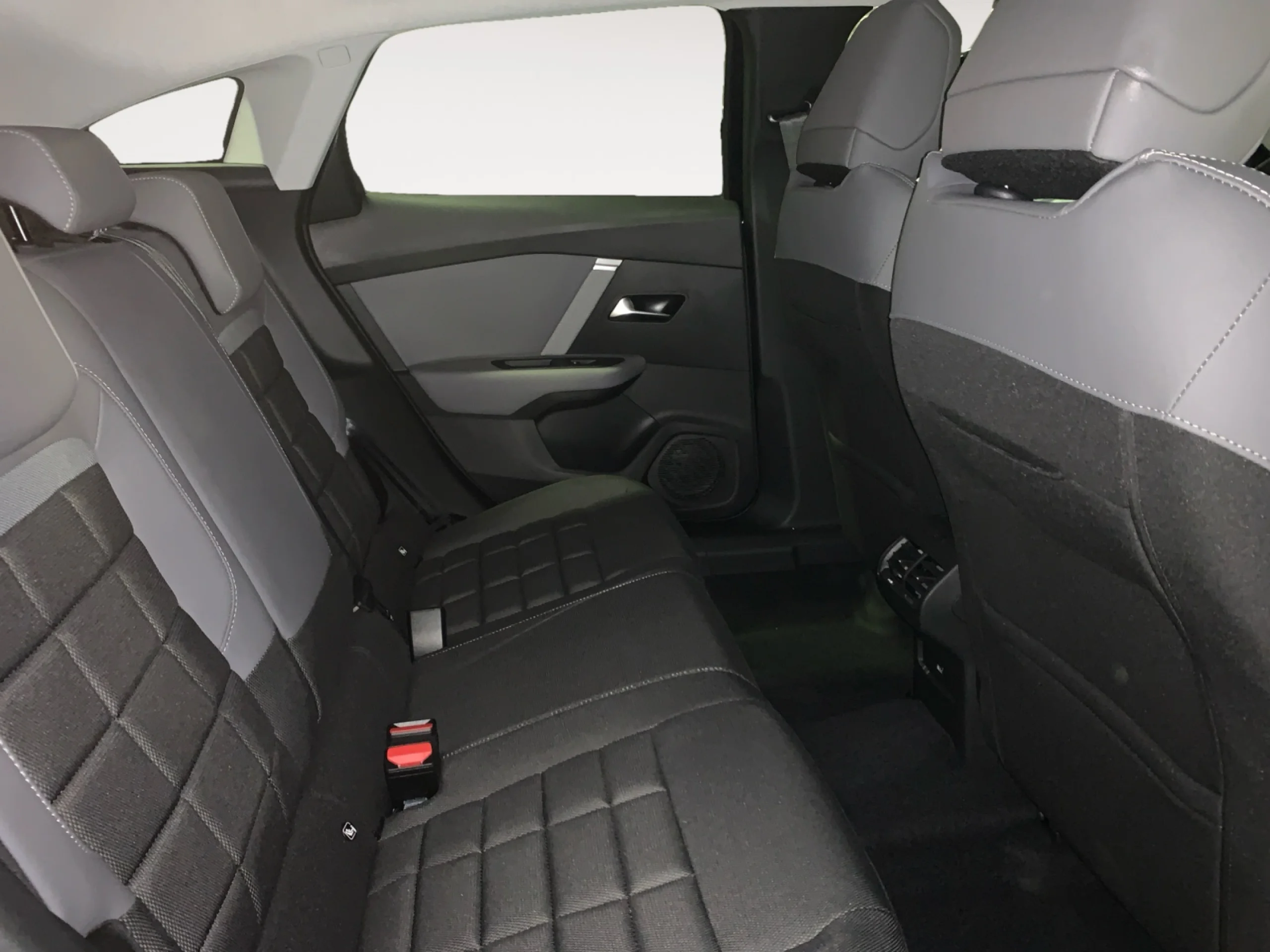 CITROEN C4 NUEVO C4 HYBRID 145 Ë DSC6 COLLECTION - Foto 6