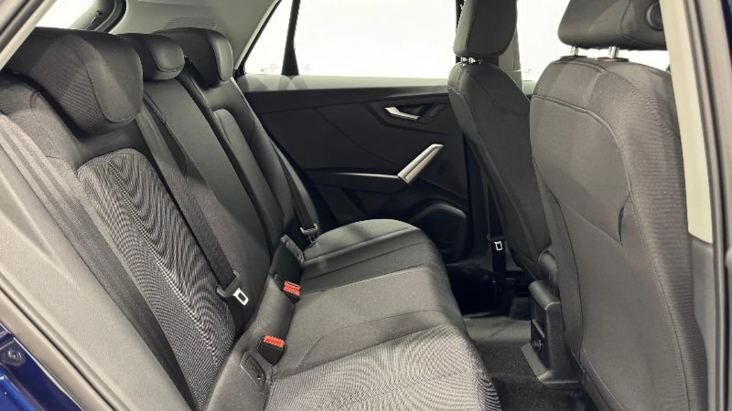 AUDI Q2 ADVANCED 30 TFSI 85KW (116CV) - Foto 8