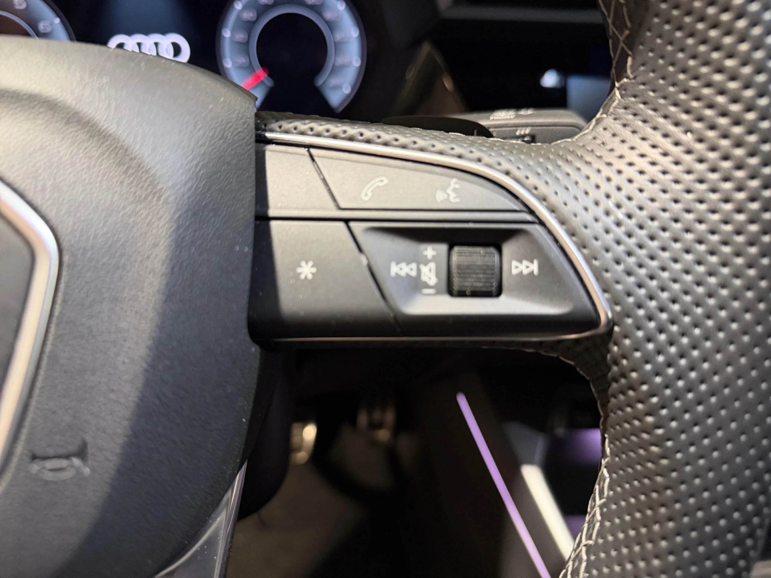 AUDI A3 SEDAN S LINE 35 TFSI 110KW S TRONIC - Foto 13