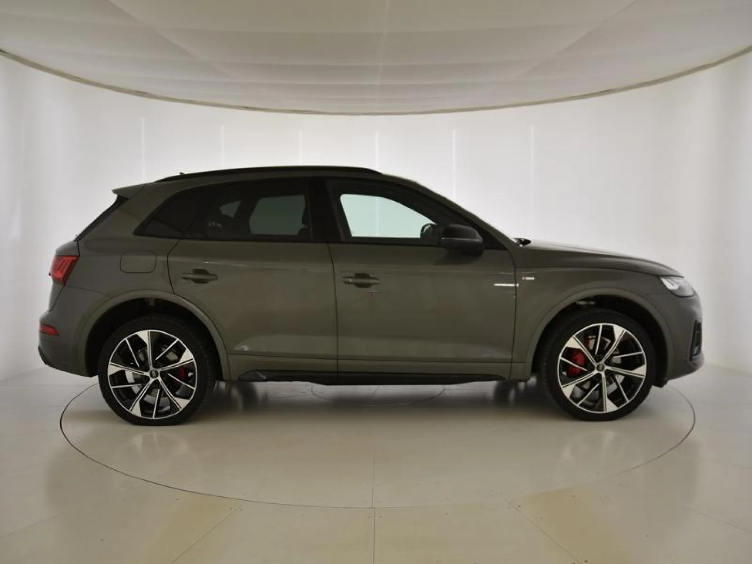 AUDI Q5 BLACK LINE 40 TDI 150KW QUATTRO ULTRA - Foto 3