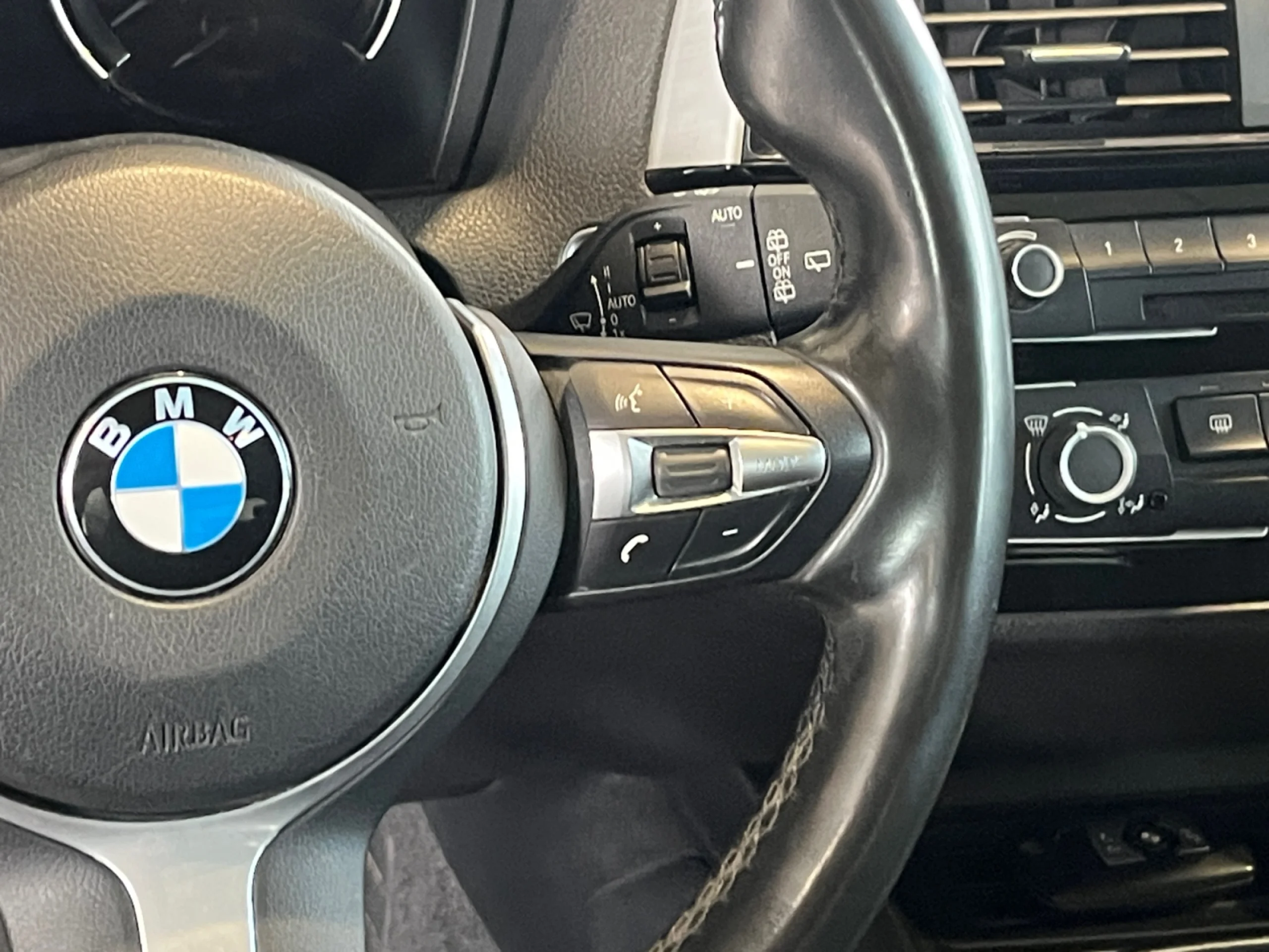 BMW SERIE 1 118I - Foto 10