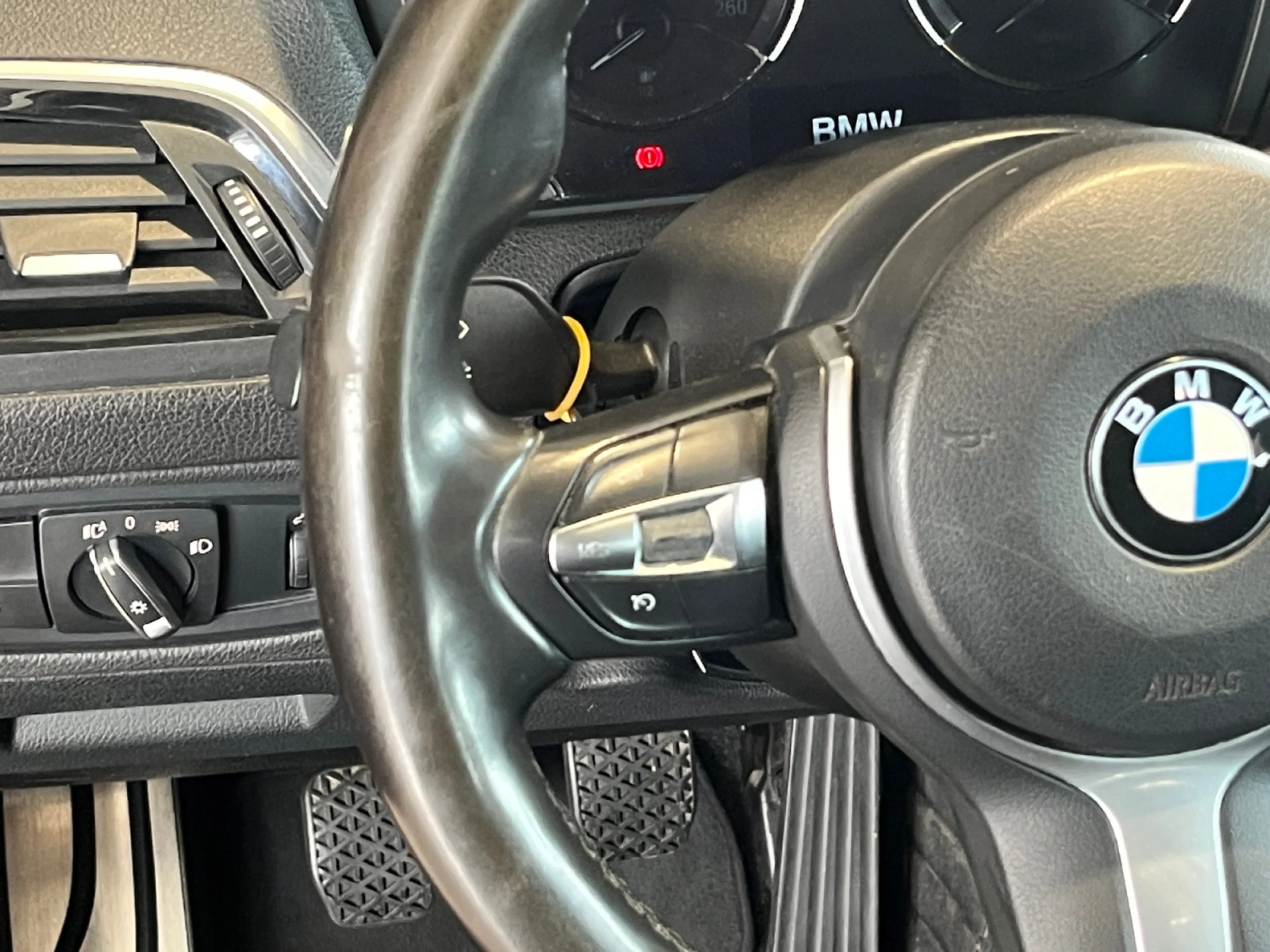 BMW SERIE 1 118I - Foto 11