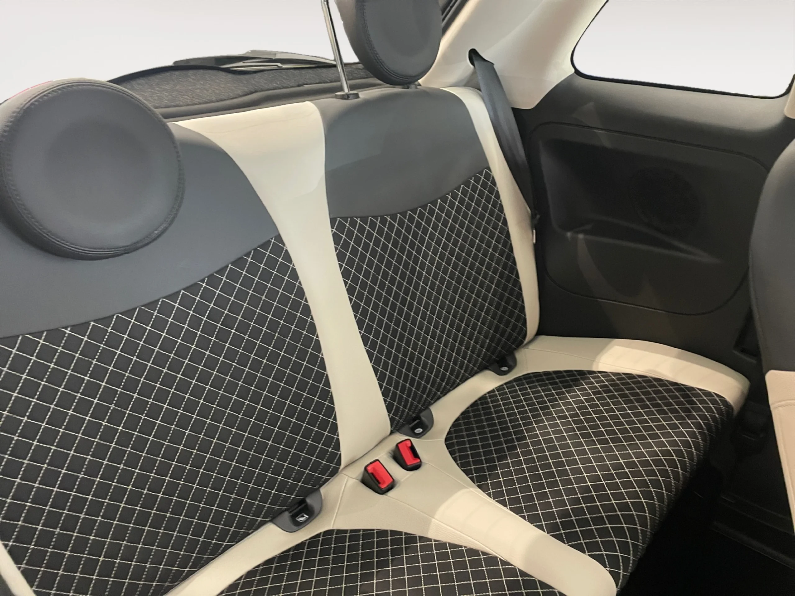 FIAT 500 DOLCEVITA 1.0 HYBRID 51KW (70 CV) - Foto 6