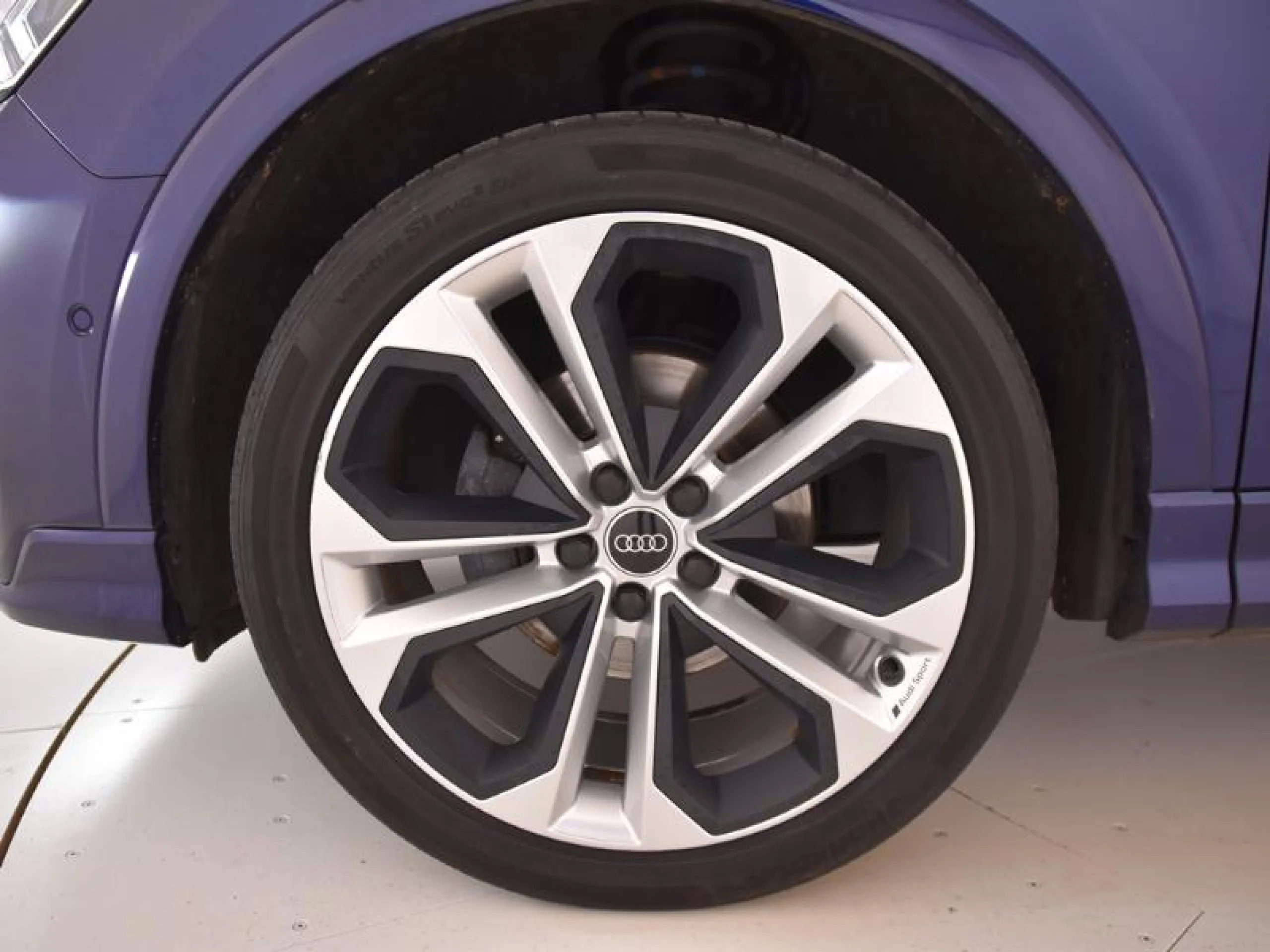 AUDI Q3 BLACK LINE 35 TDI 110KW (150CV) S TRONIC - Foto 8