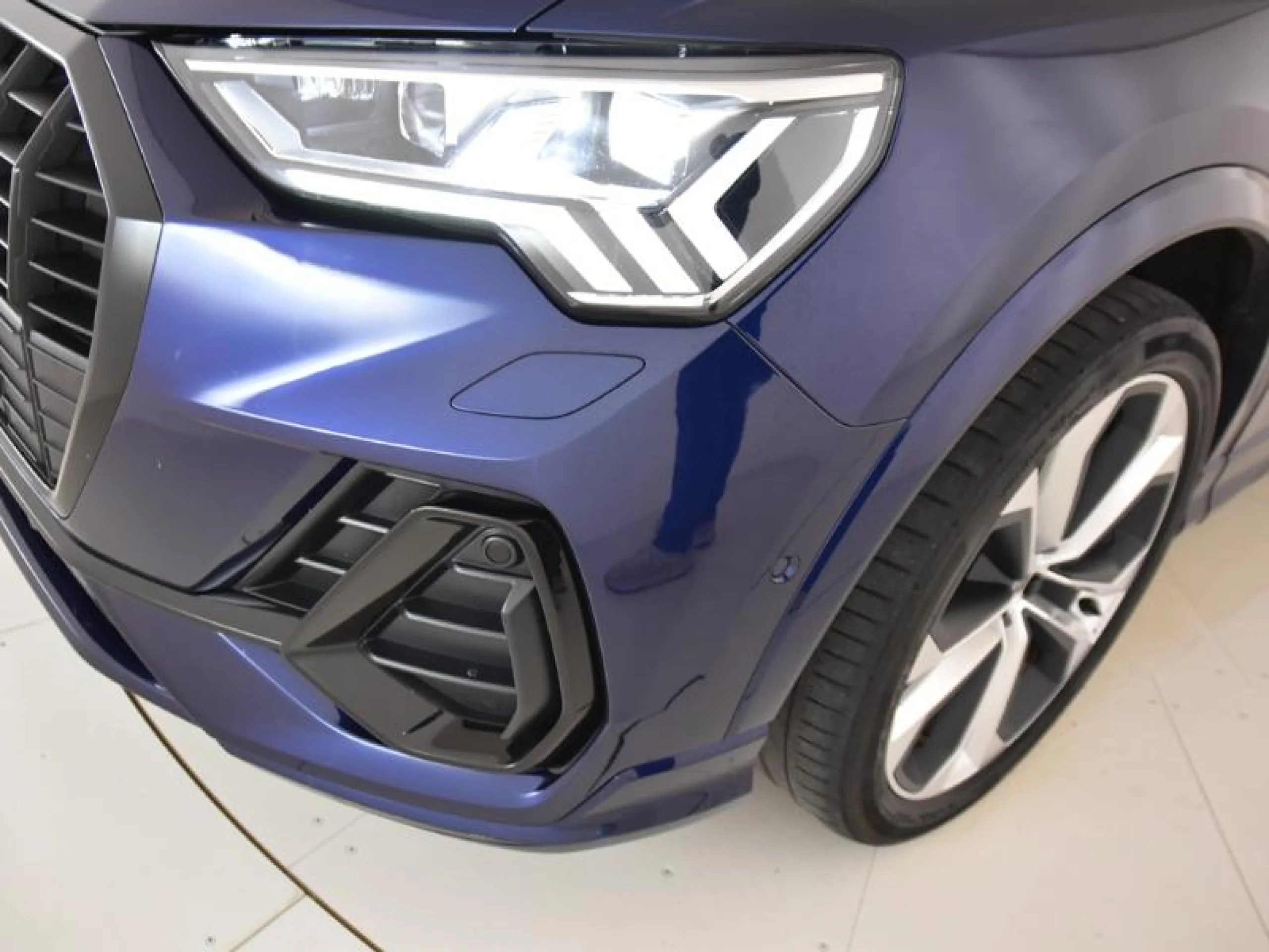 AUDI Q3 BLACK LINE 35 TDI 110KW (150CV) S TRONIC - Foto 20